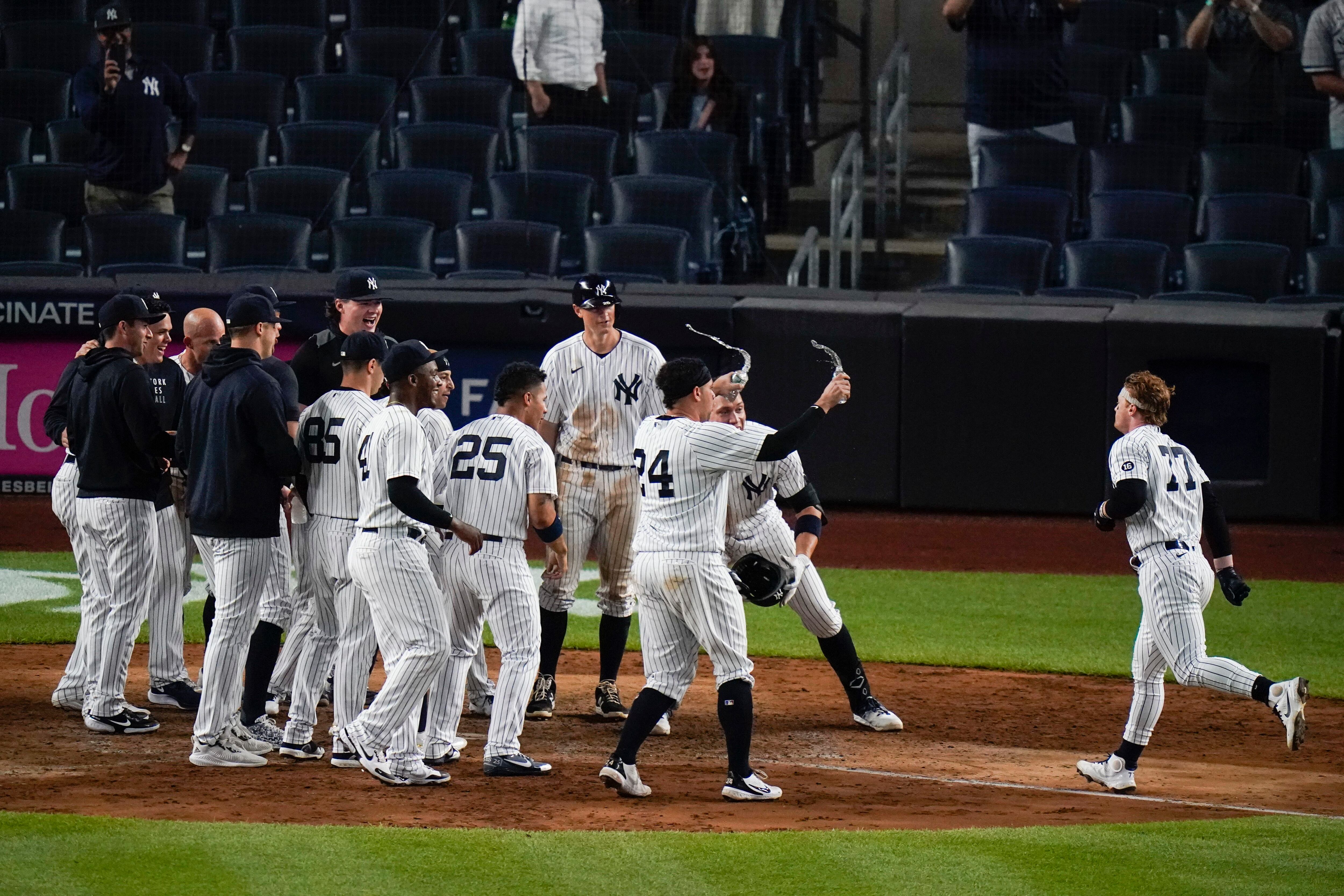 Miguel Andujar Lifts Yankees to Narrow Win Over White Sox - The
