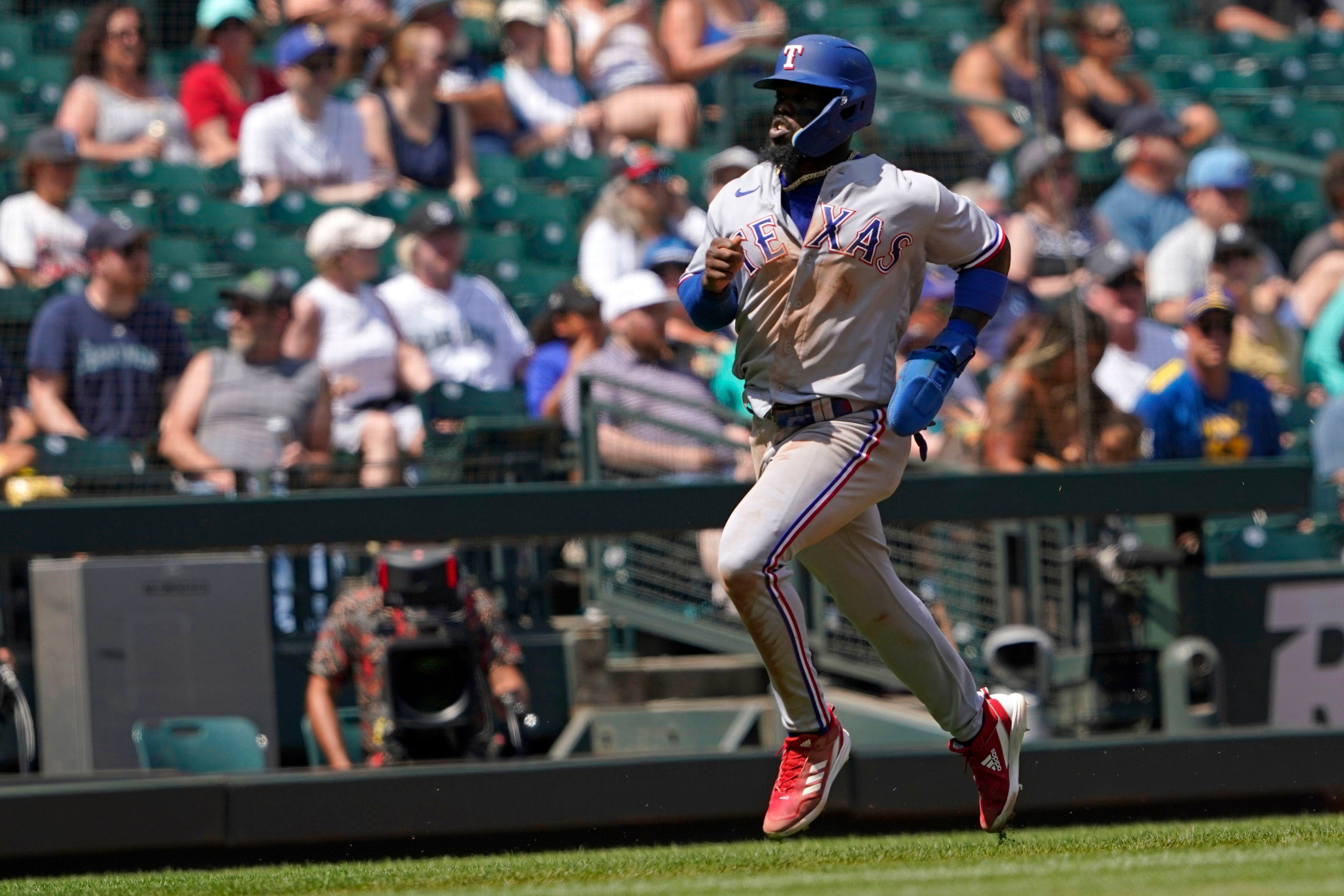 Rodríguez HR again, 3-run shot in 7th, Mariners sweep Texas – KXAN