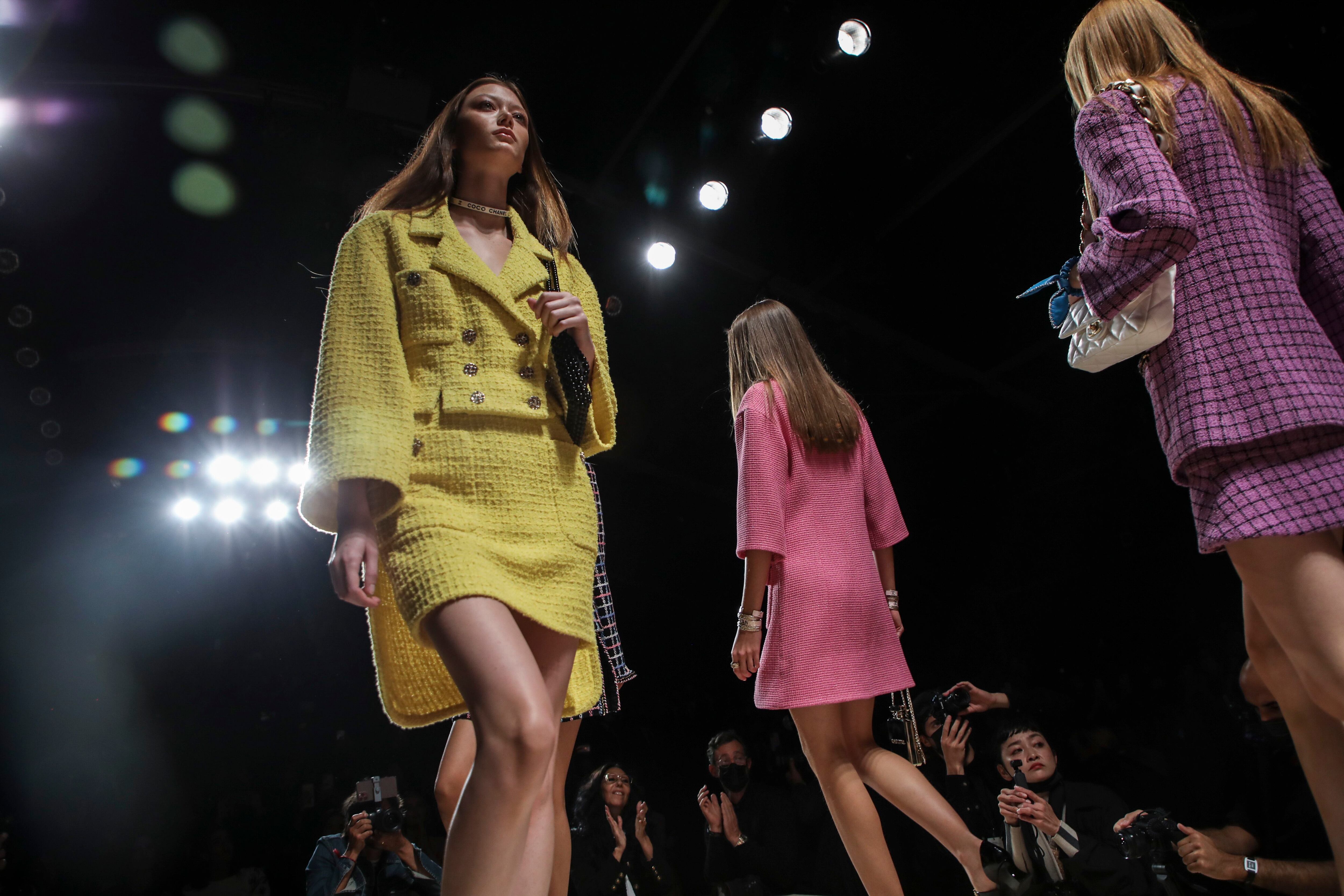 At Louis Vuitton, Nicolas Ghesquière Presents Nostalgia for 1980s Paris