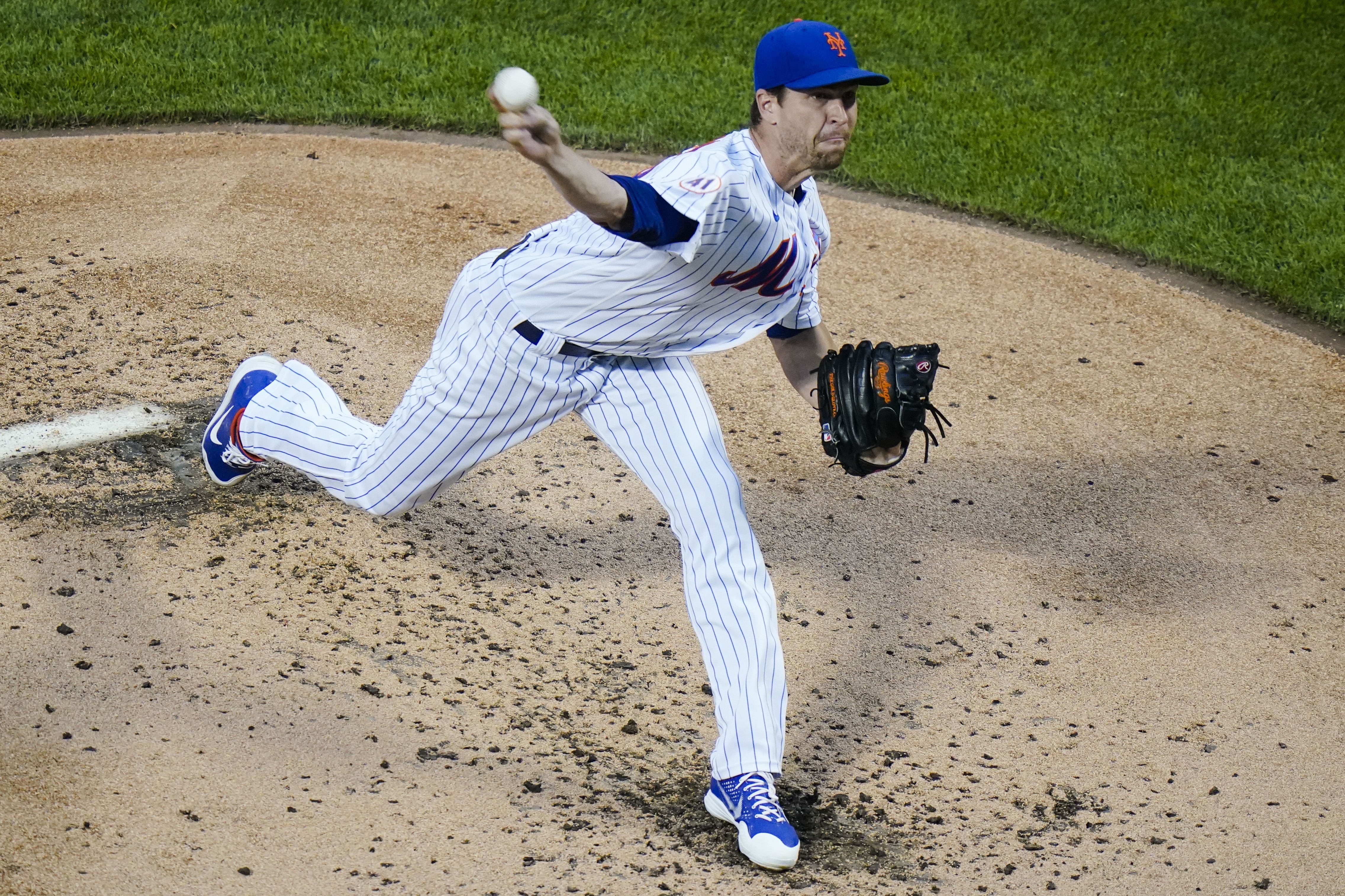 Jacob deGrom latest: Mets ace undergoing MRI Monday