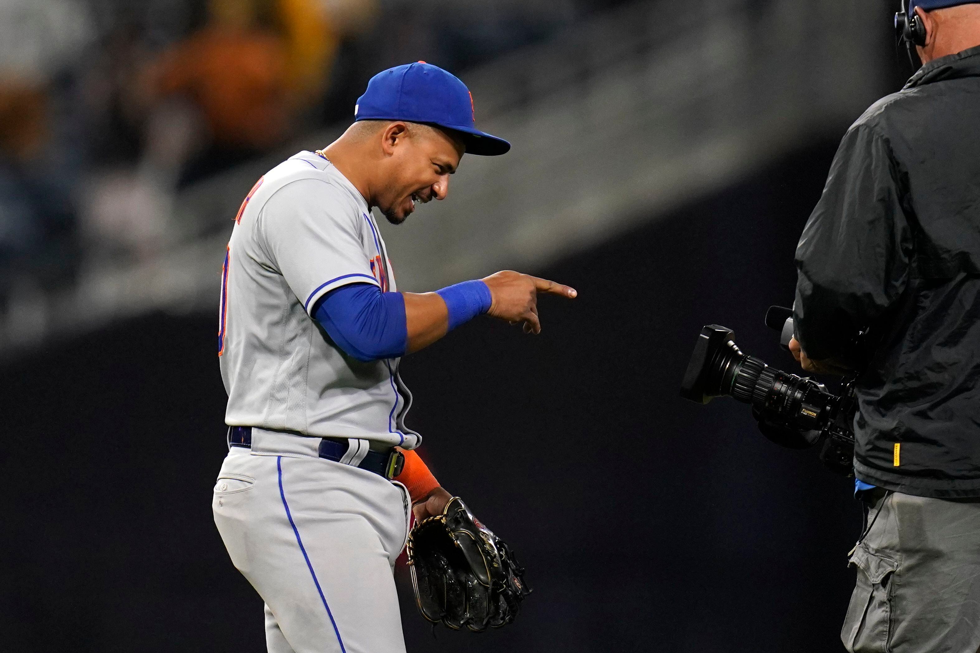 Escobar hits Mets' first cycle since 2012 in win over Padres