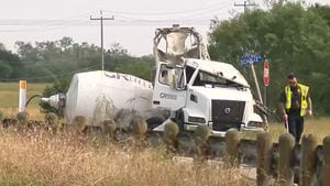 Deadly crash involving concrete truck shuts down Loop 1604 in SE 