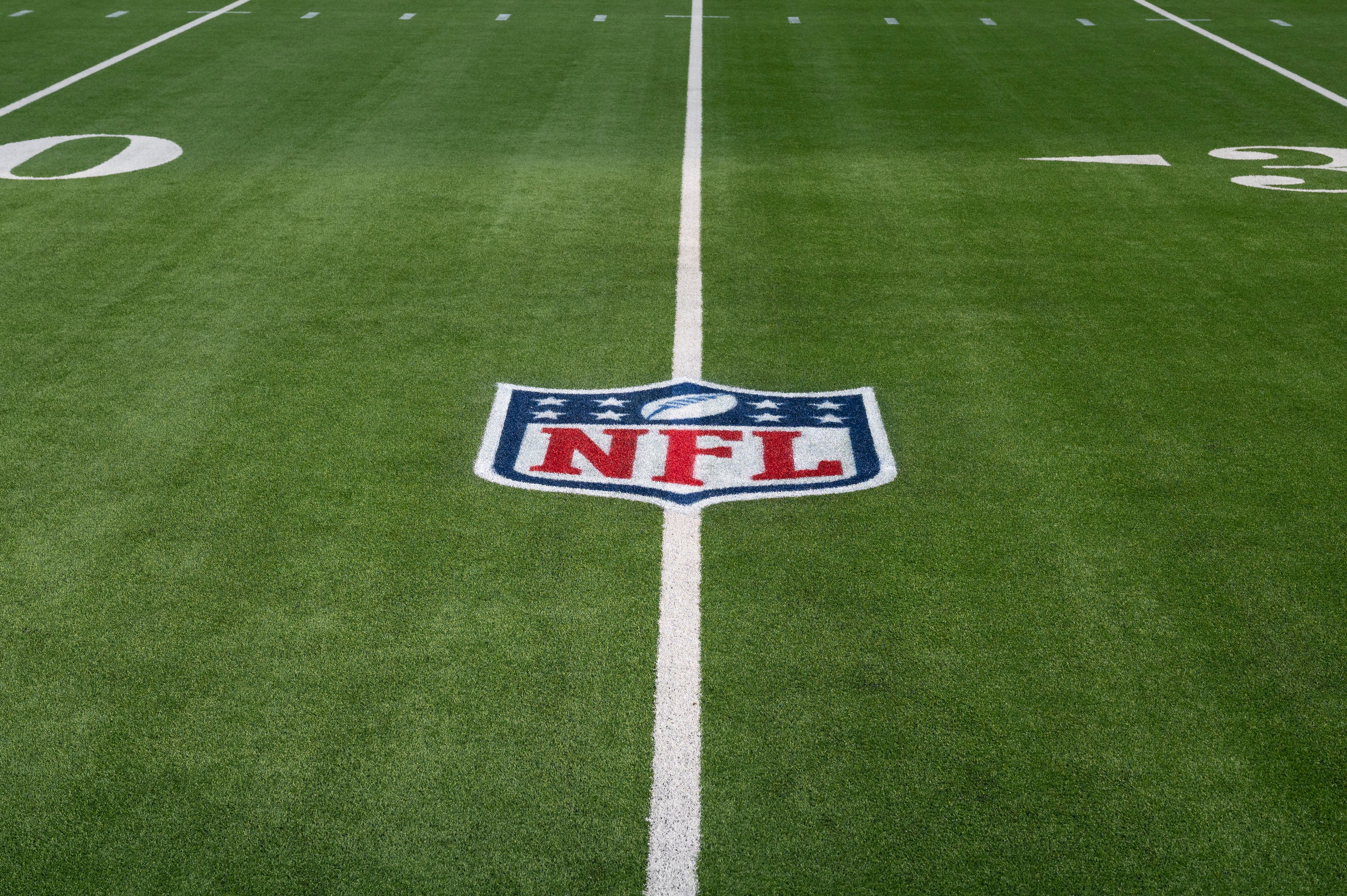 MetLife Stadium replaces playing surface, sticks with FieldTurf