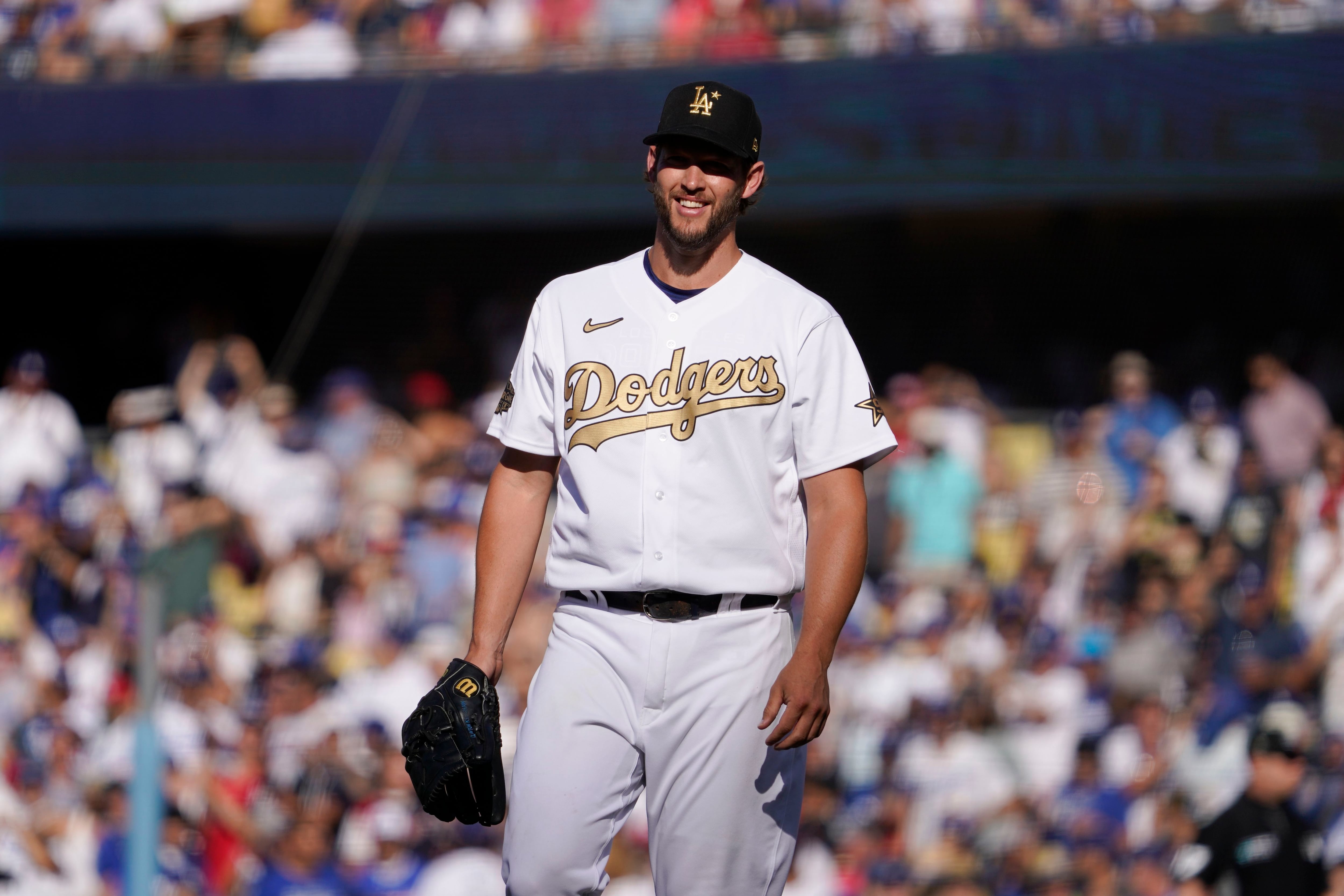 Clayton Kershaw Picks Off Shohei Ohtani In The All-Star Game