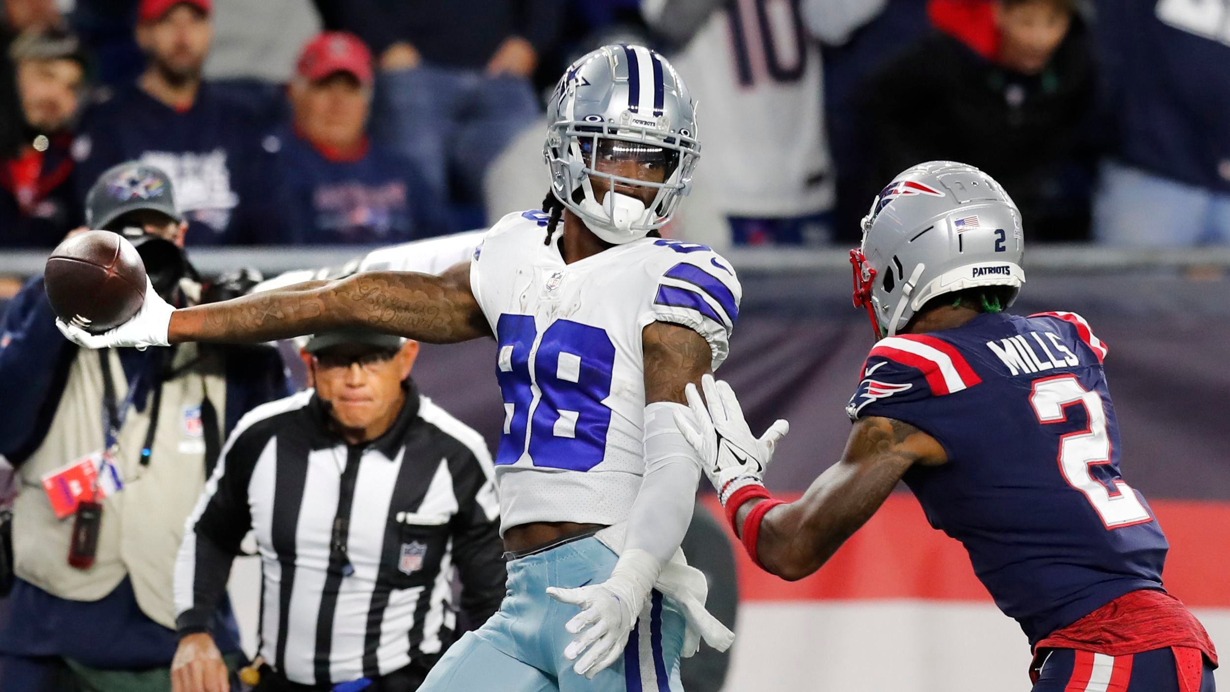 Dallas Cowboys quarterback Dak Prescott and wide receiver CeeDee Lamb join Dude  Perfect for three-point shooting contest during 'Thursday Night Football'