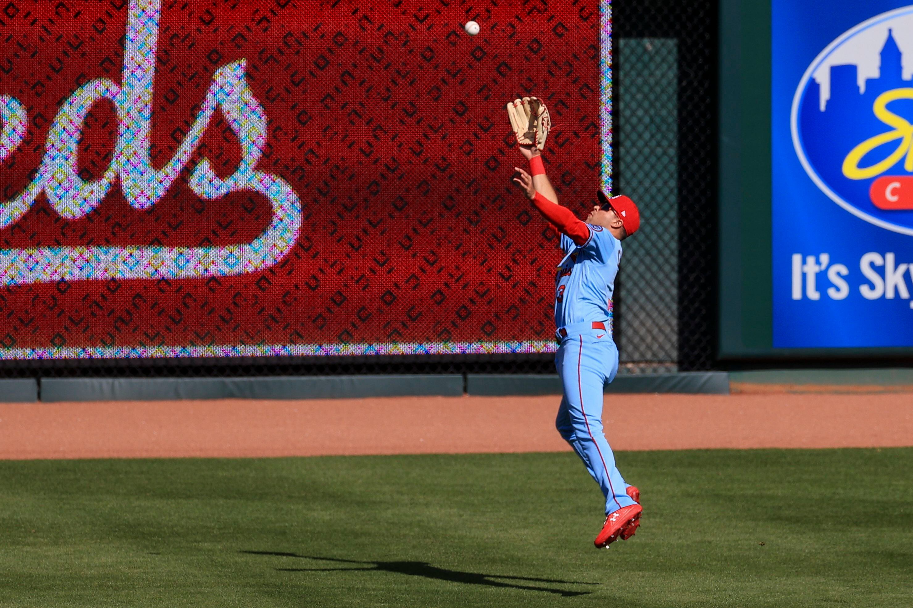 St. Louis Cardinals-Reds game: Benches clear Castellanos ejected