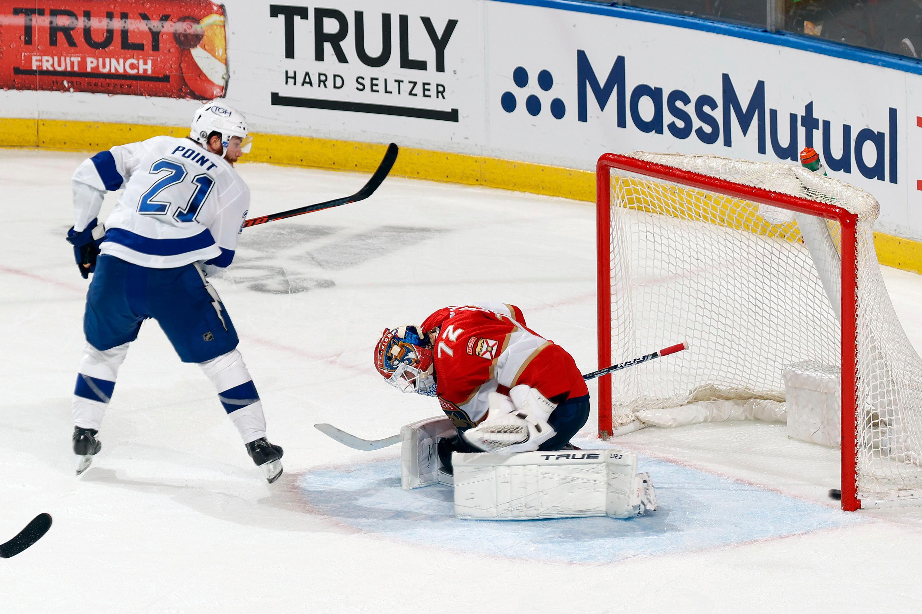 2,021 Tampa Bay Lightning Center Brayden Point Stock Photos, High