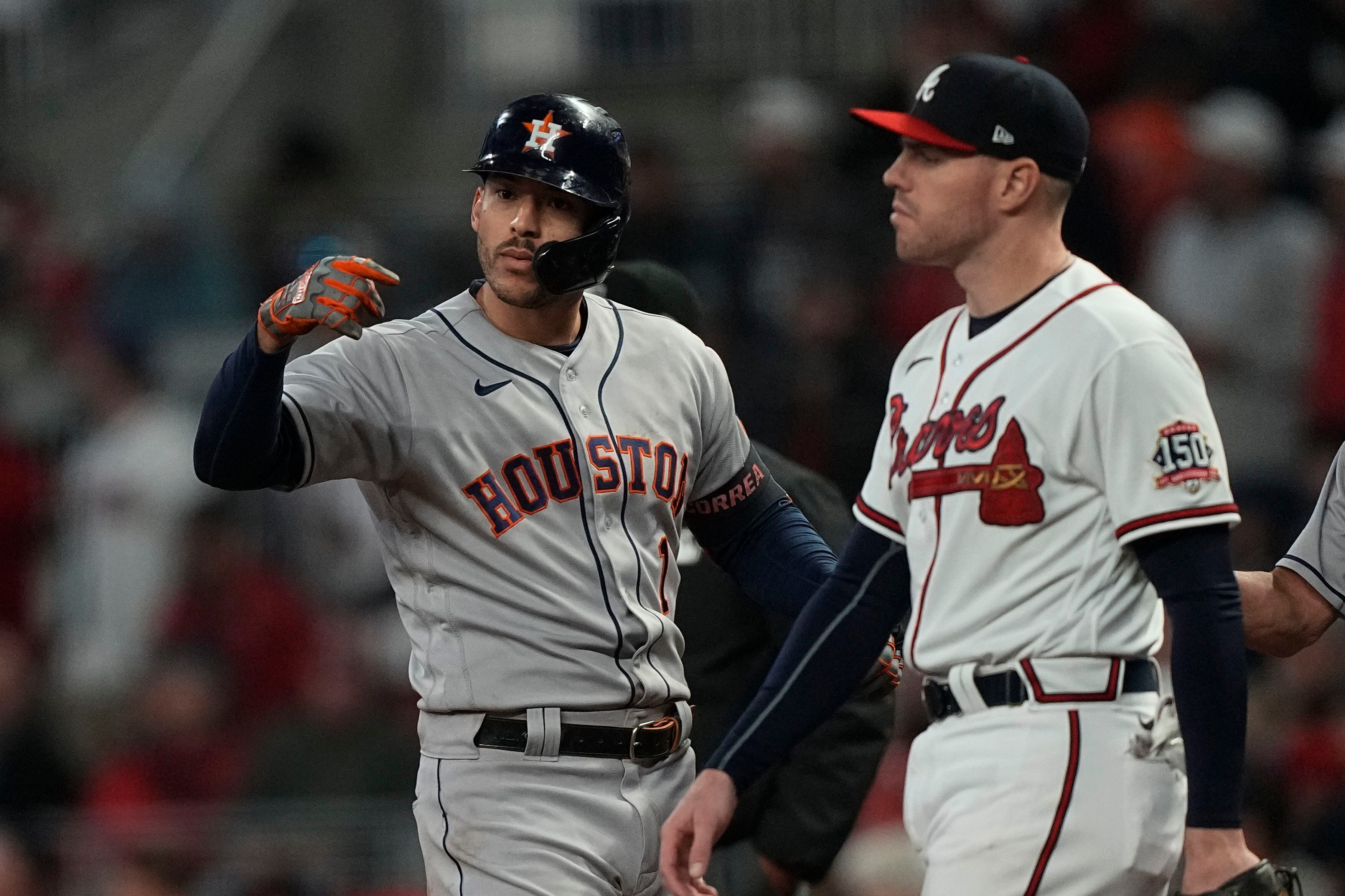 Jose Altuve & Carlos Correa go Back-to-Back in Game 2 of World Series