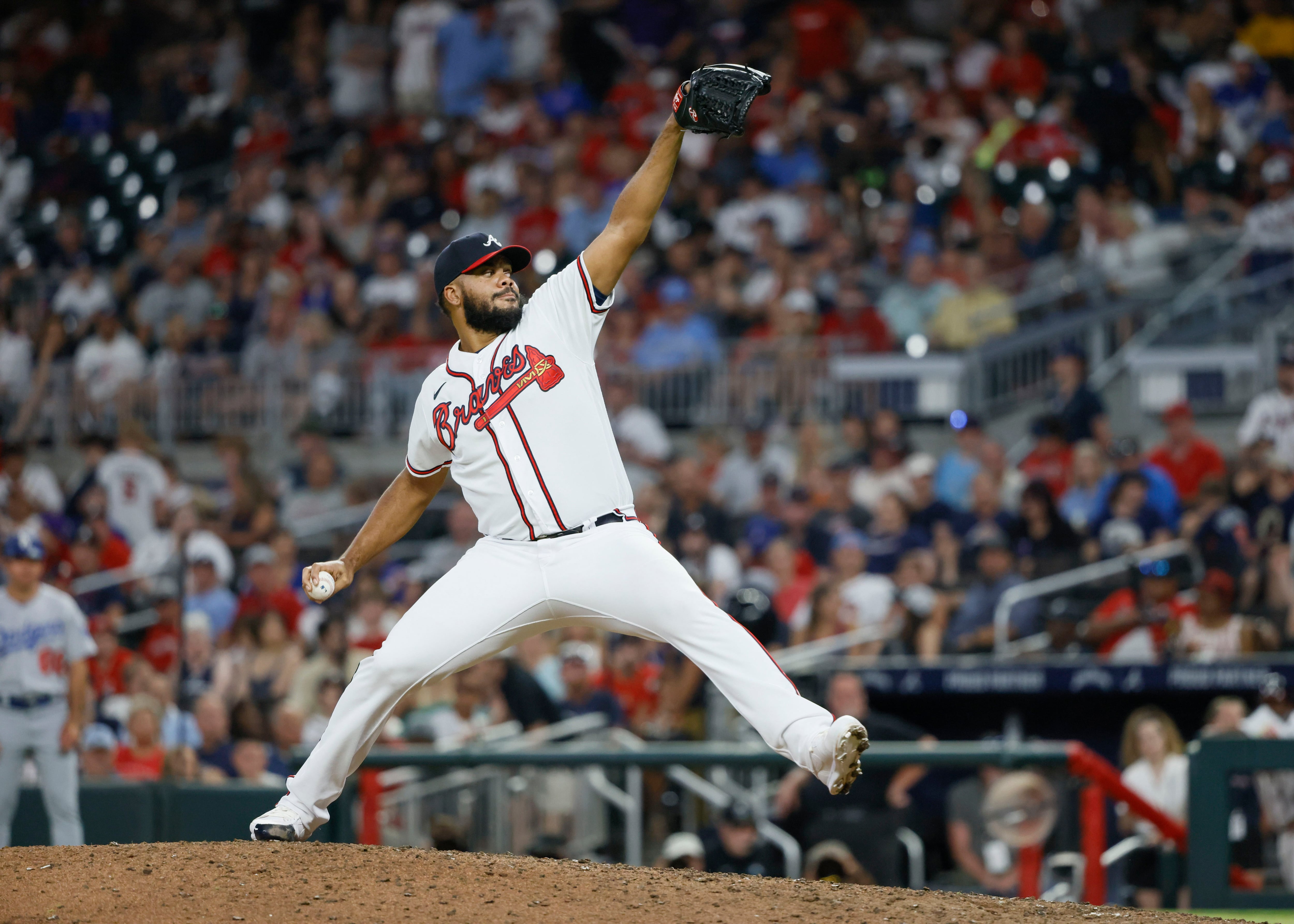 Braves sign former Dodgers closer Kenley Jansen to 1-year, $16