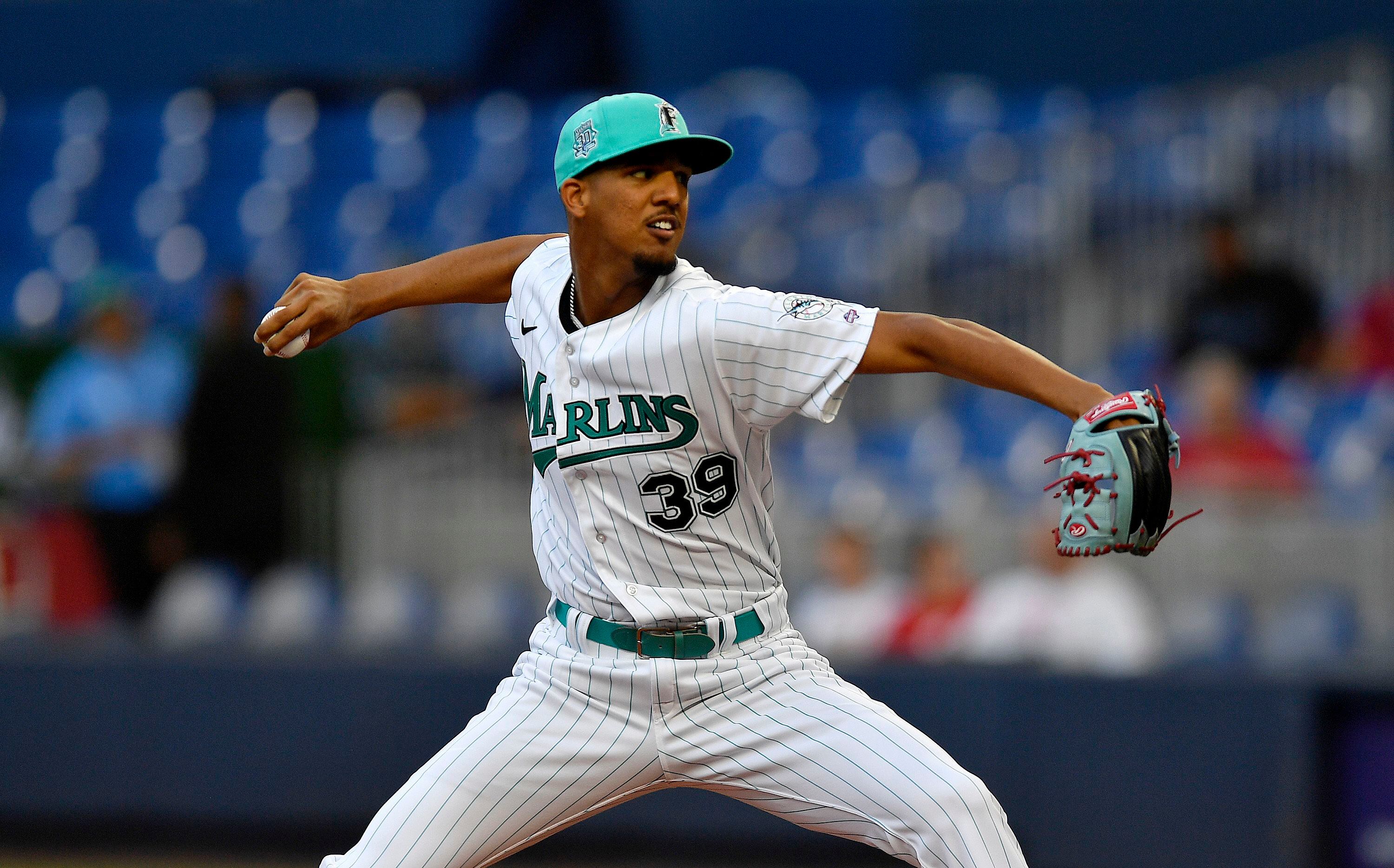 A Sunday drive around the Dominican Republic with projected Marlins starter Sandy  Alcantara - The Athletic