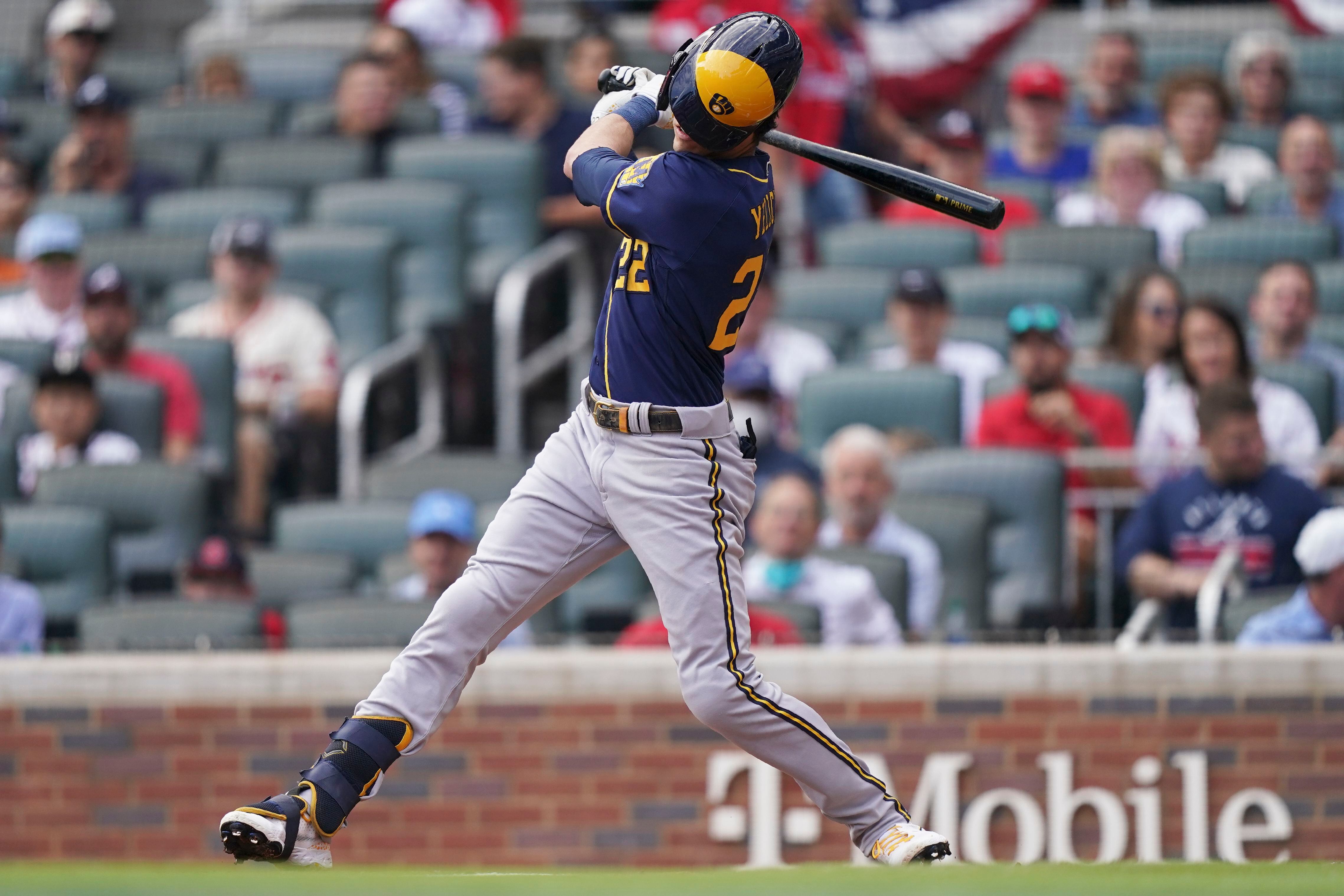 Stearns says Brewers don't know cause of Yelich's struggles