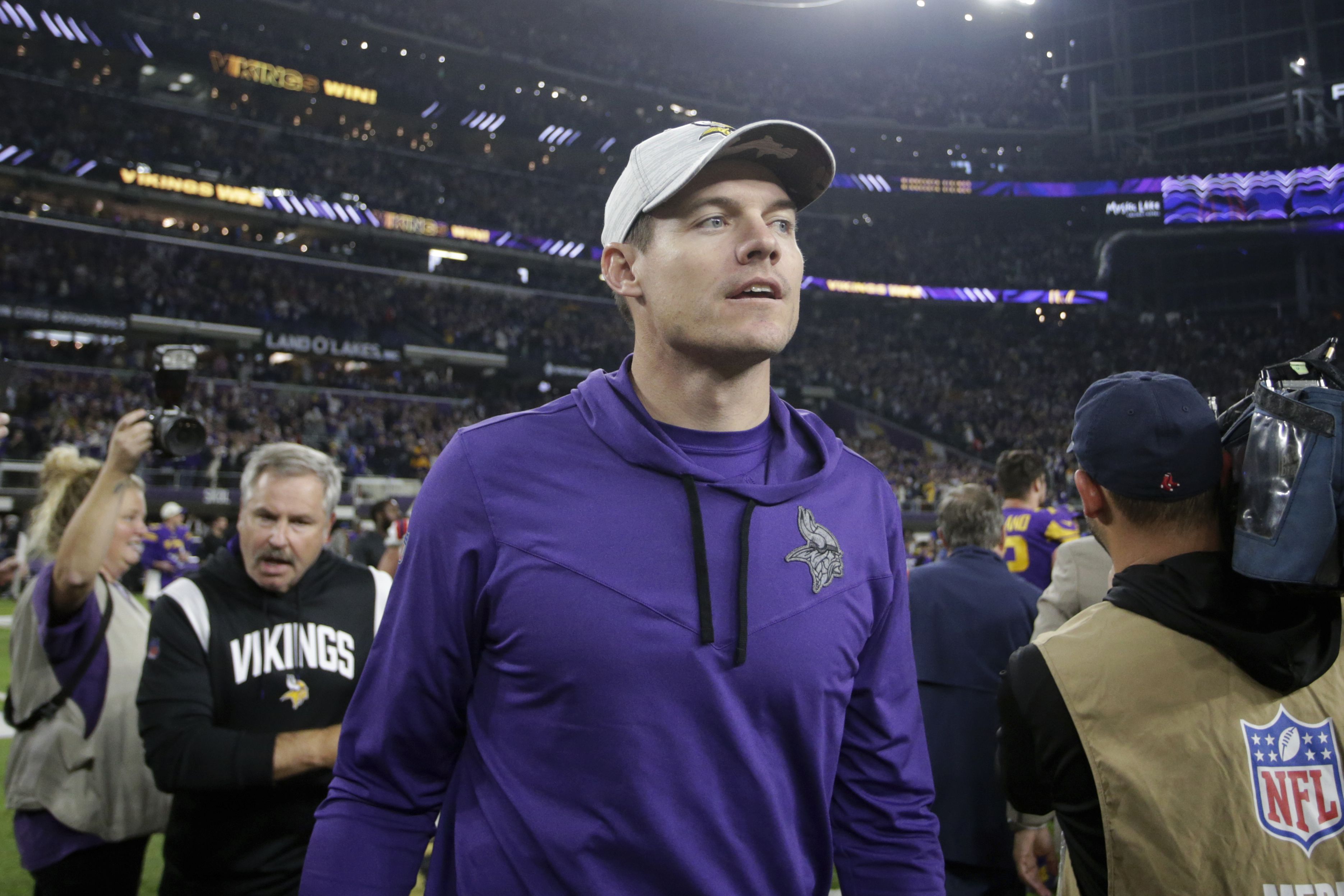 Kirk Cousins, Vikings overtake Patriots for Thanksgiving victory