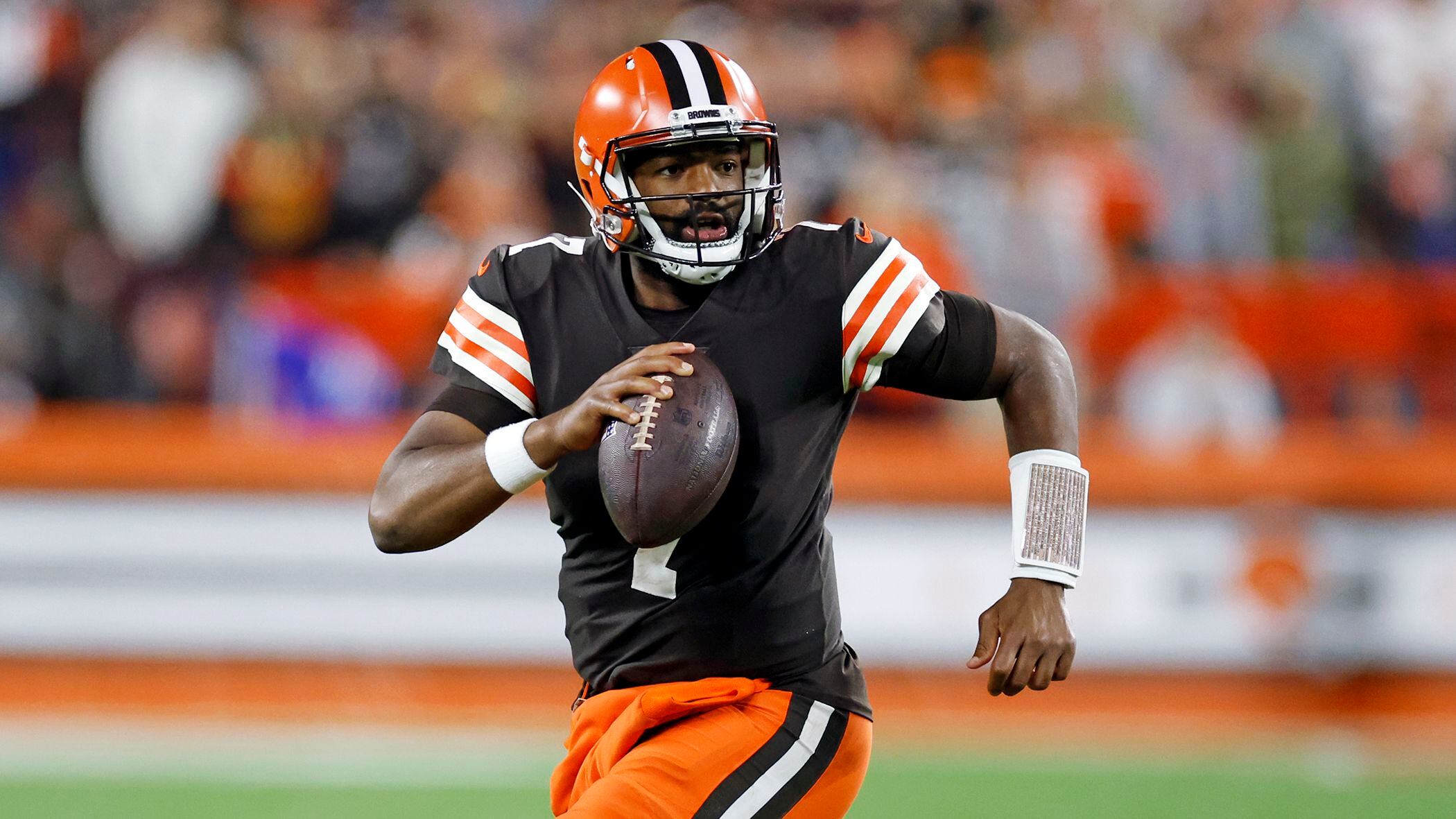 Brissett, Browns rebound from collapse, beat Steelers 29-17