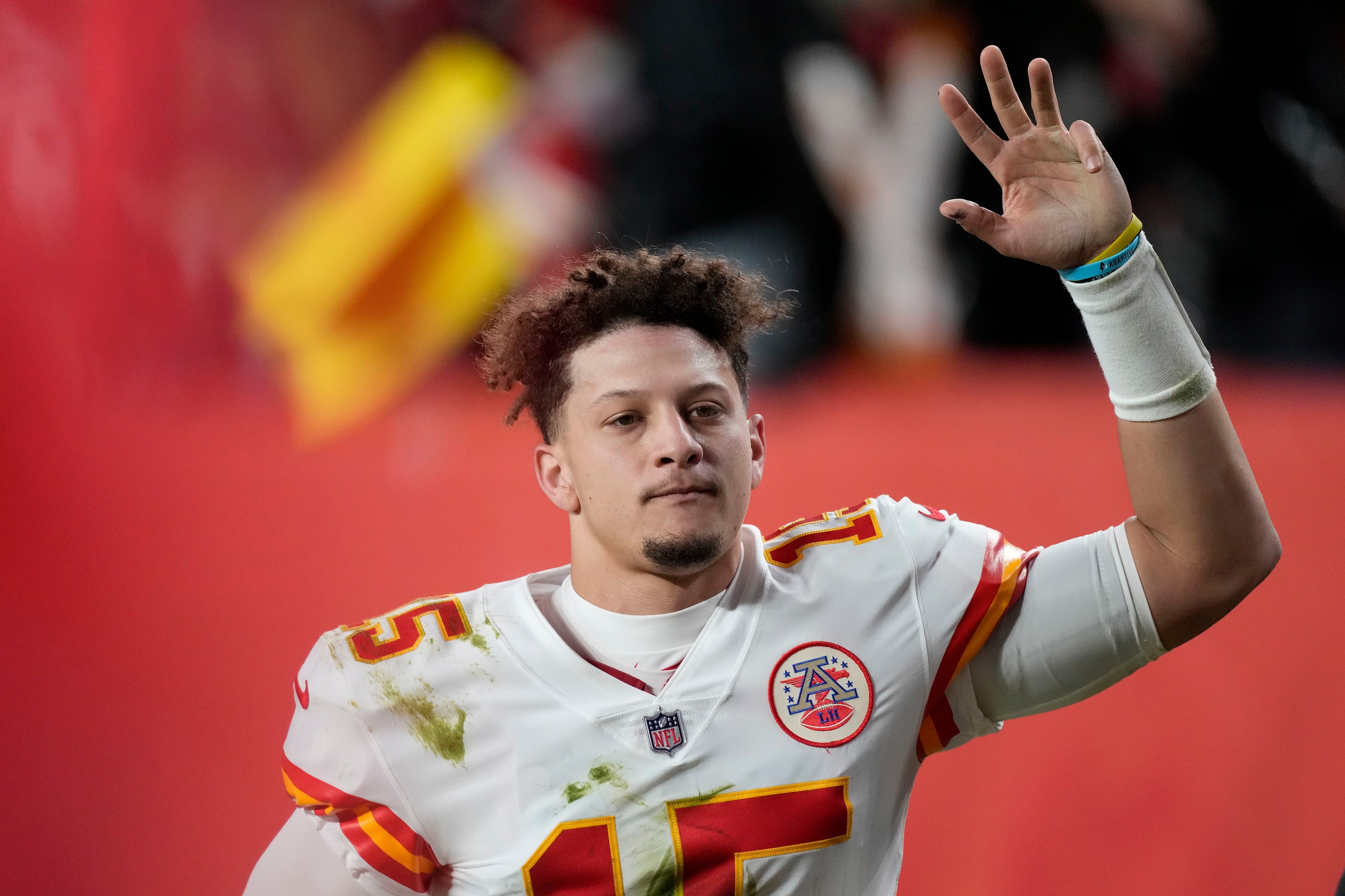 Chiefs take playoff experience into Sunday night vs Steelers