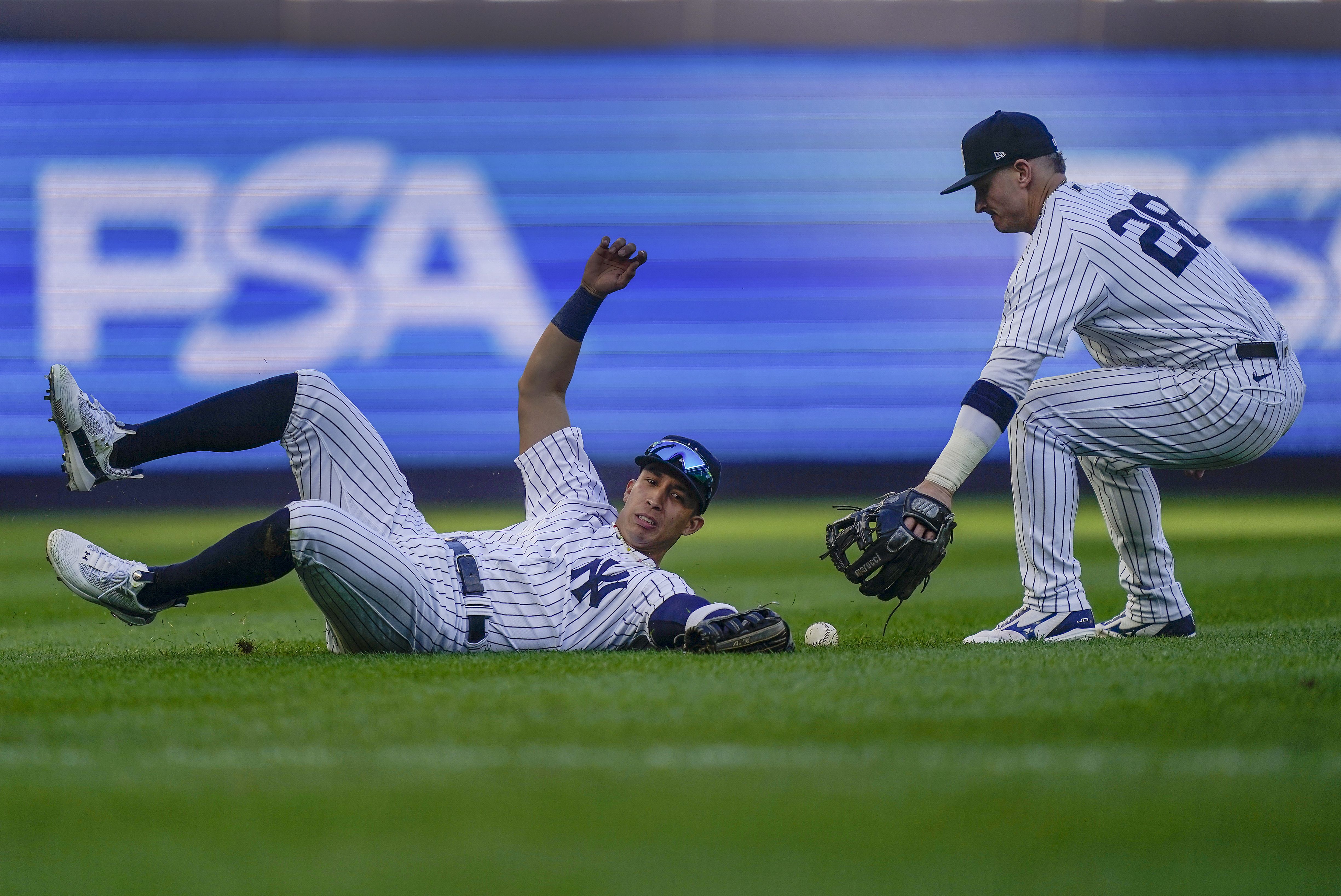 Bleeding Yankee Blue: IS THERE ANYTHING KYLE HIGASHIOKA CAN'T DO?