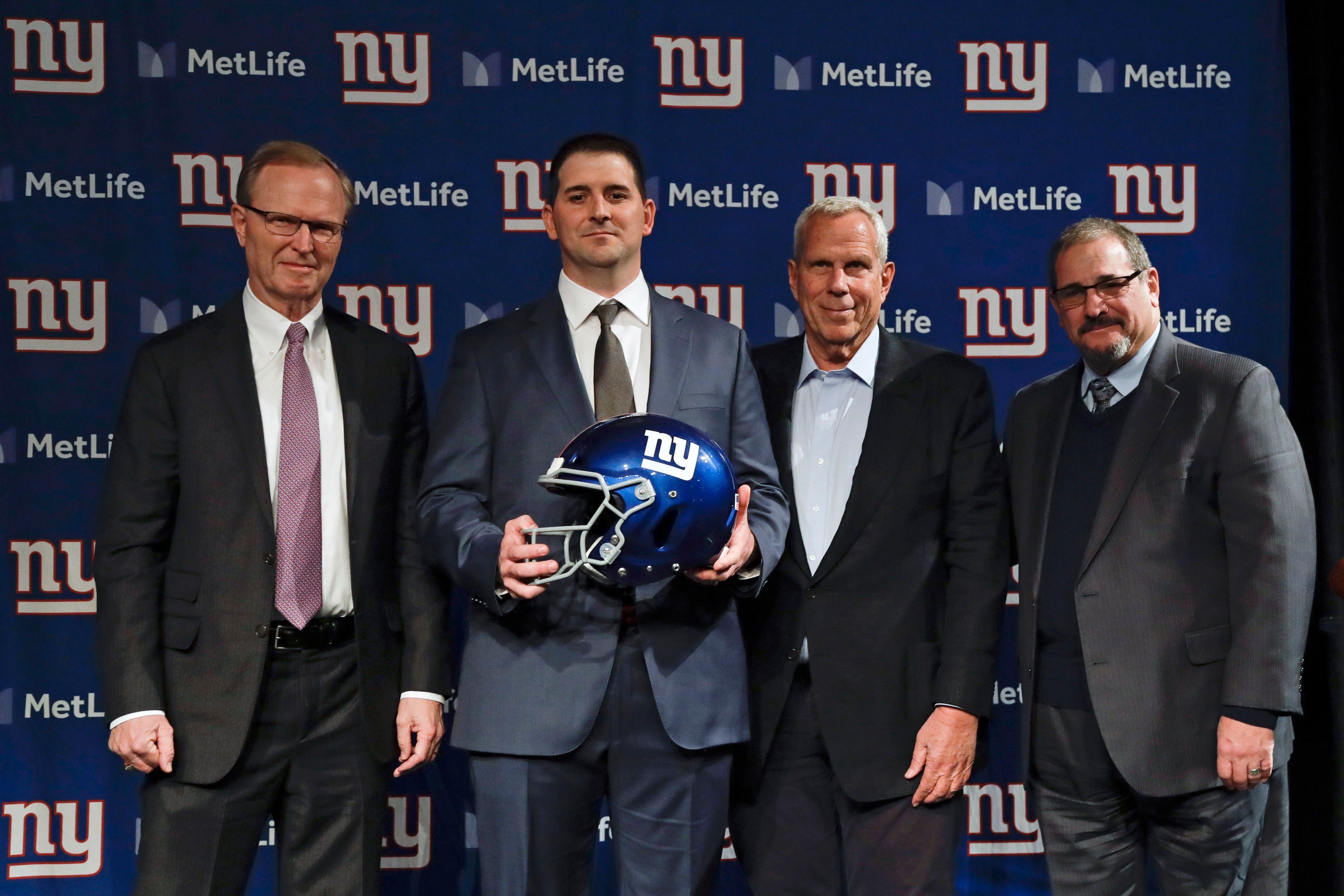 Giants hire Joe Schoen as new general manager