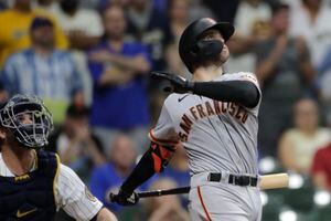 Brandon Belt would be an ideal fit for the Brewers, according to “rival  executives” - Brew Crew Ball