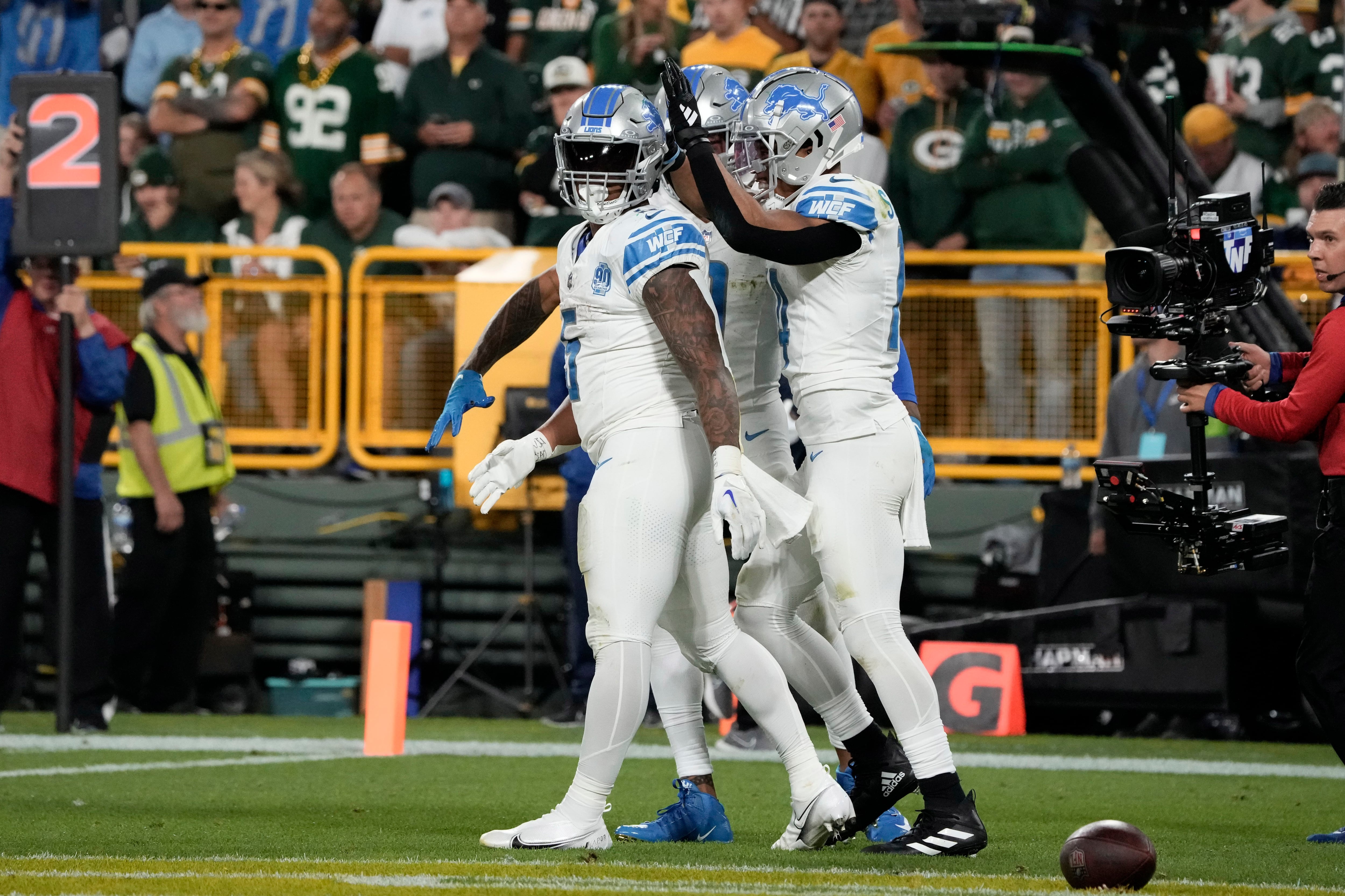 David Montgomery runs wild as Lions beat Packers 34 20 to take