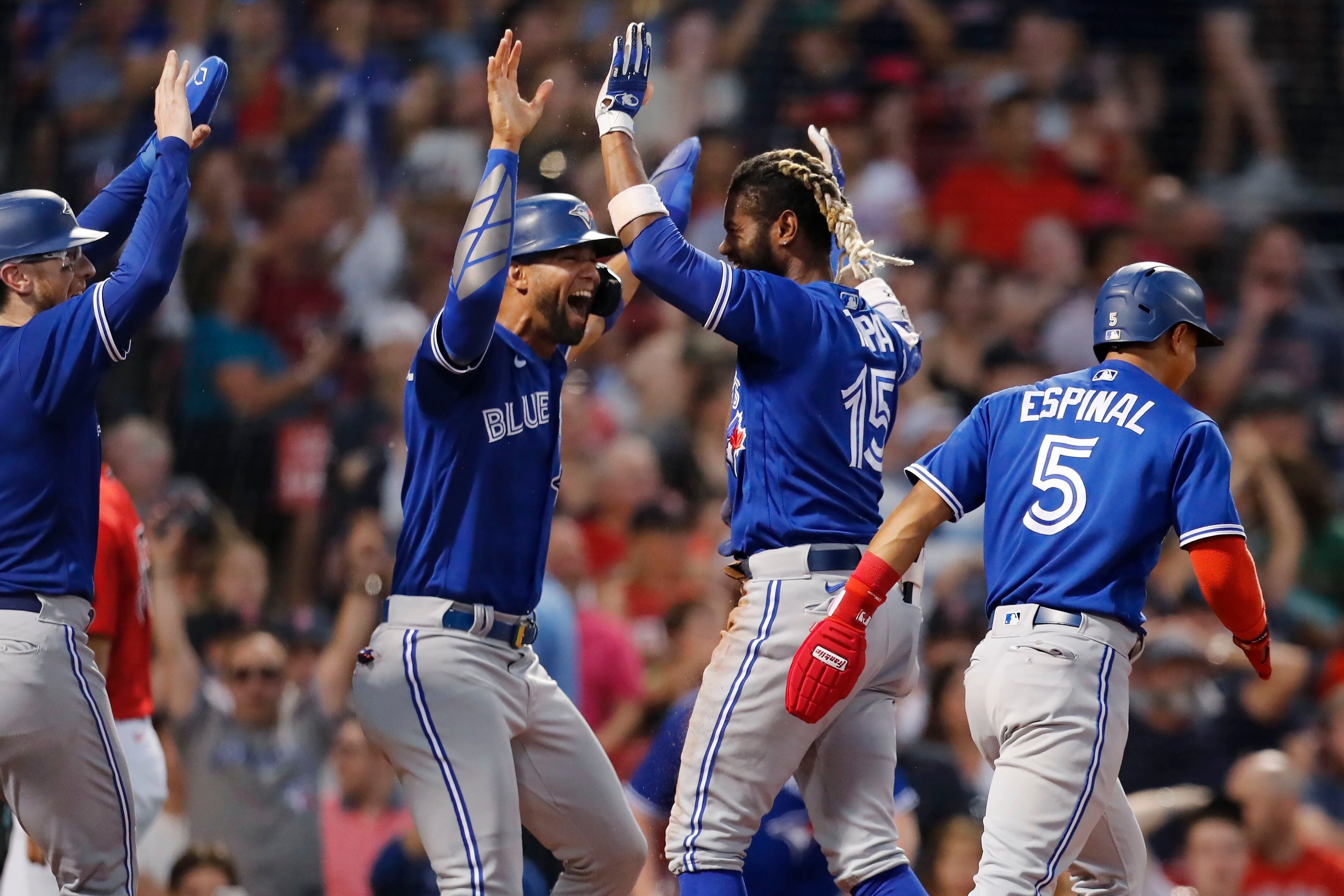 Blue Jays' Kevin Gausman scratched from start because of left side