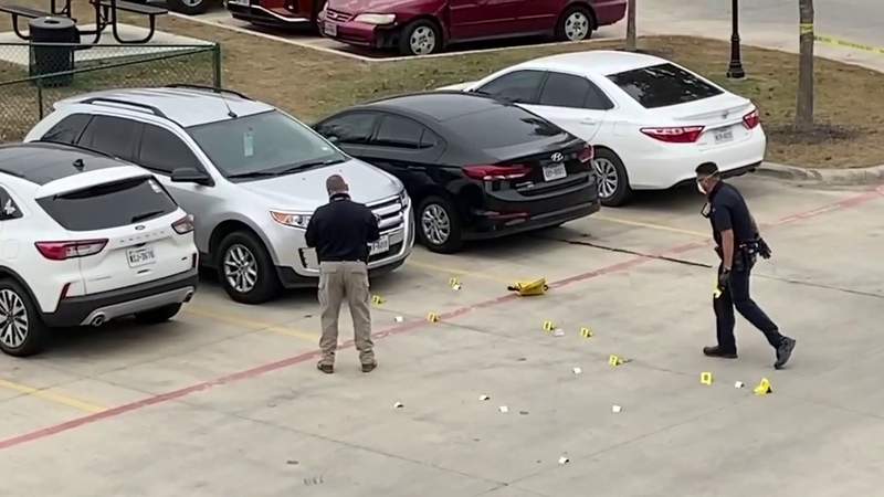 Woman Shot In Ne Bexar County Apartment Parking Lot Bcso Says