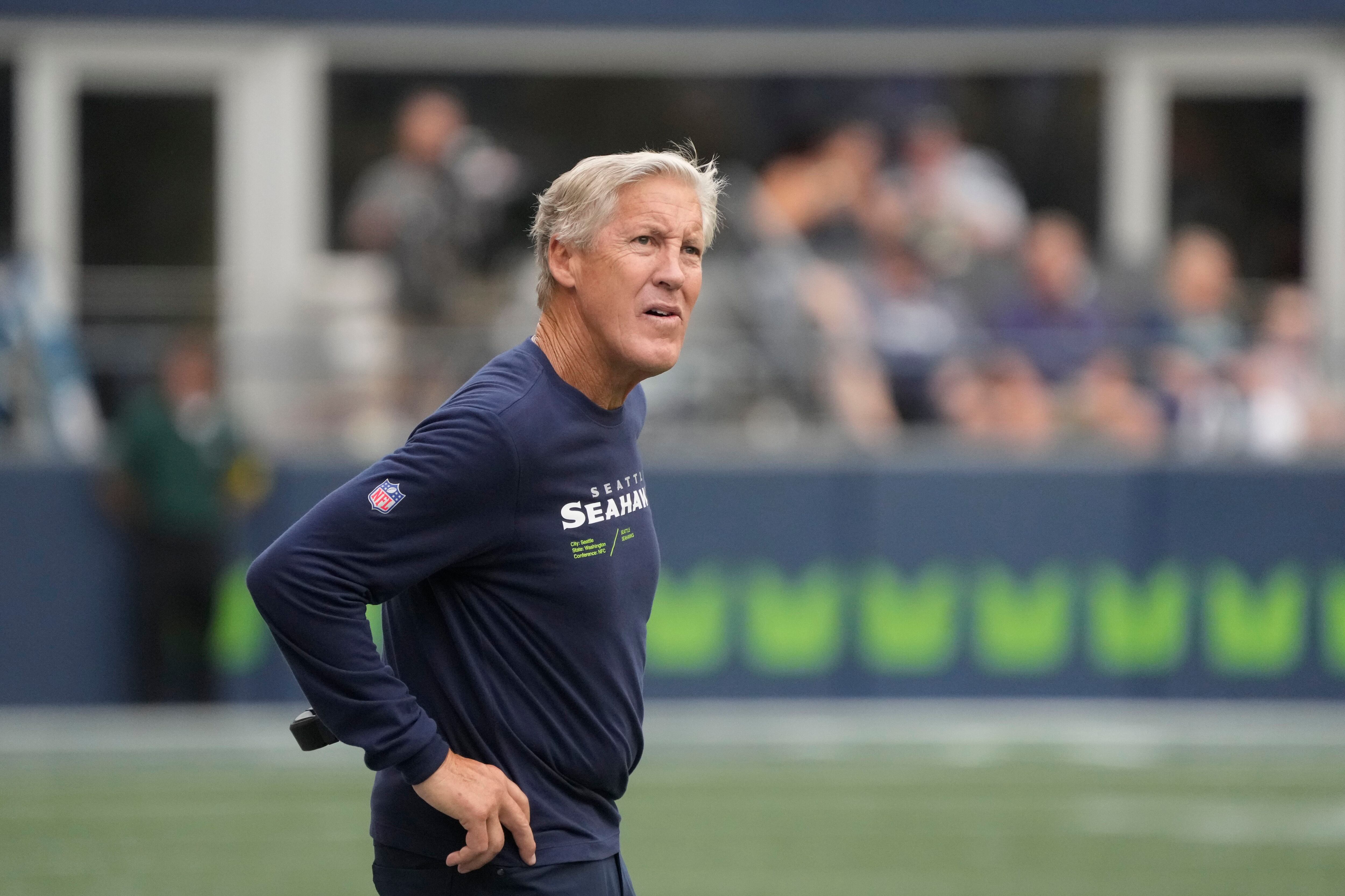 Error-prone Seahawks struggle in 27-11 preseason loss to Bears - The  Columbian