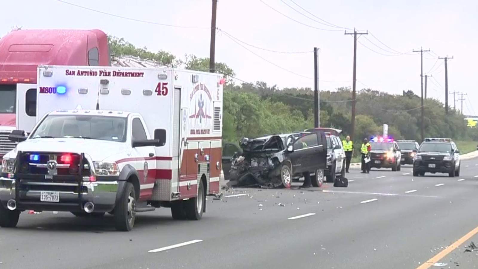 Police: Man, 30, killed in far West side crash was distracted, not wearing seatbelt