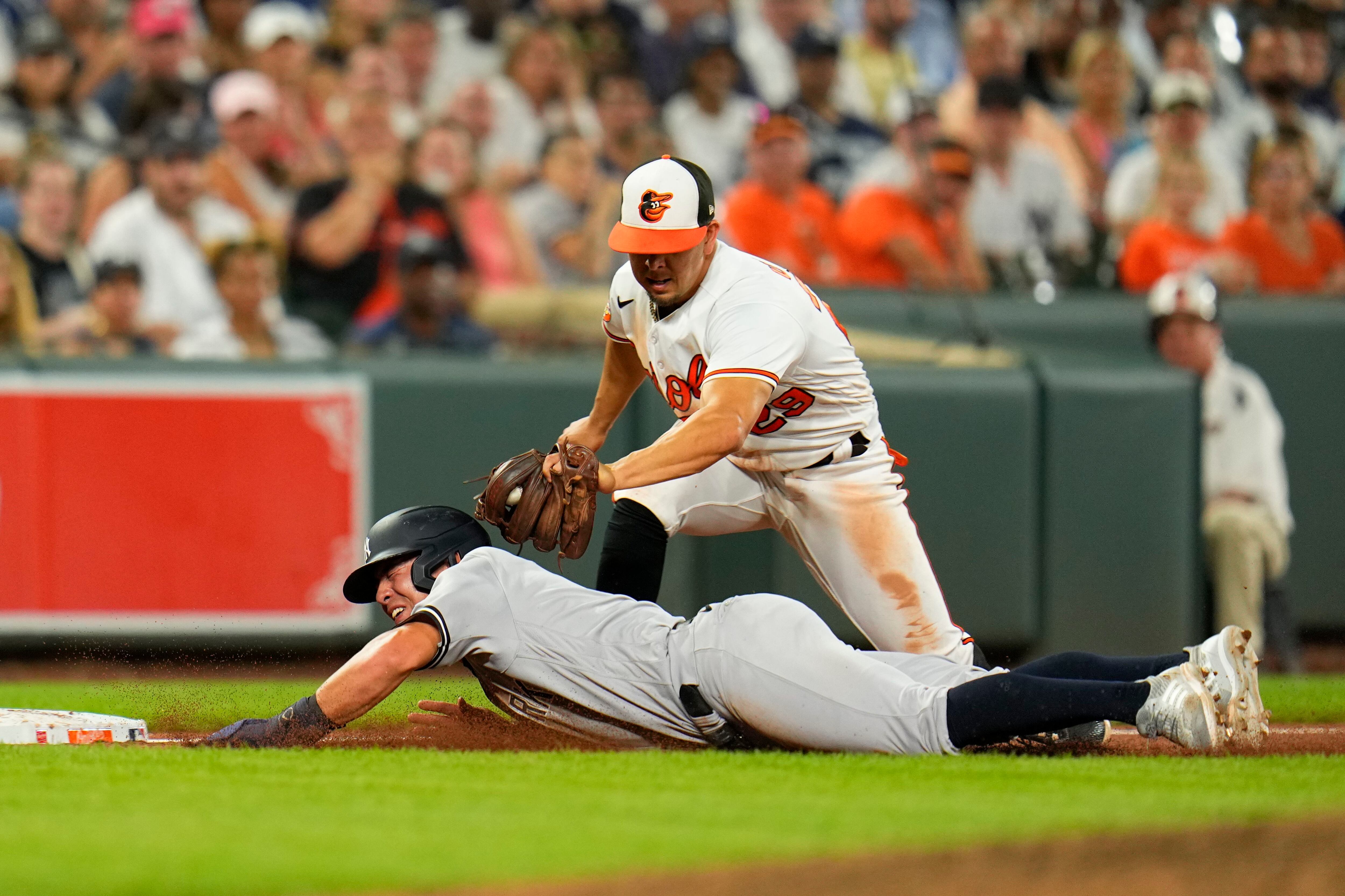 Stanton, Judge homer again as Yankees beat White Sox 10-4