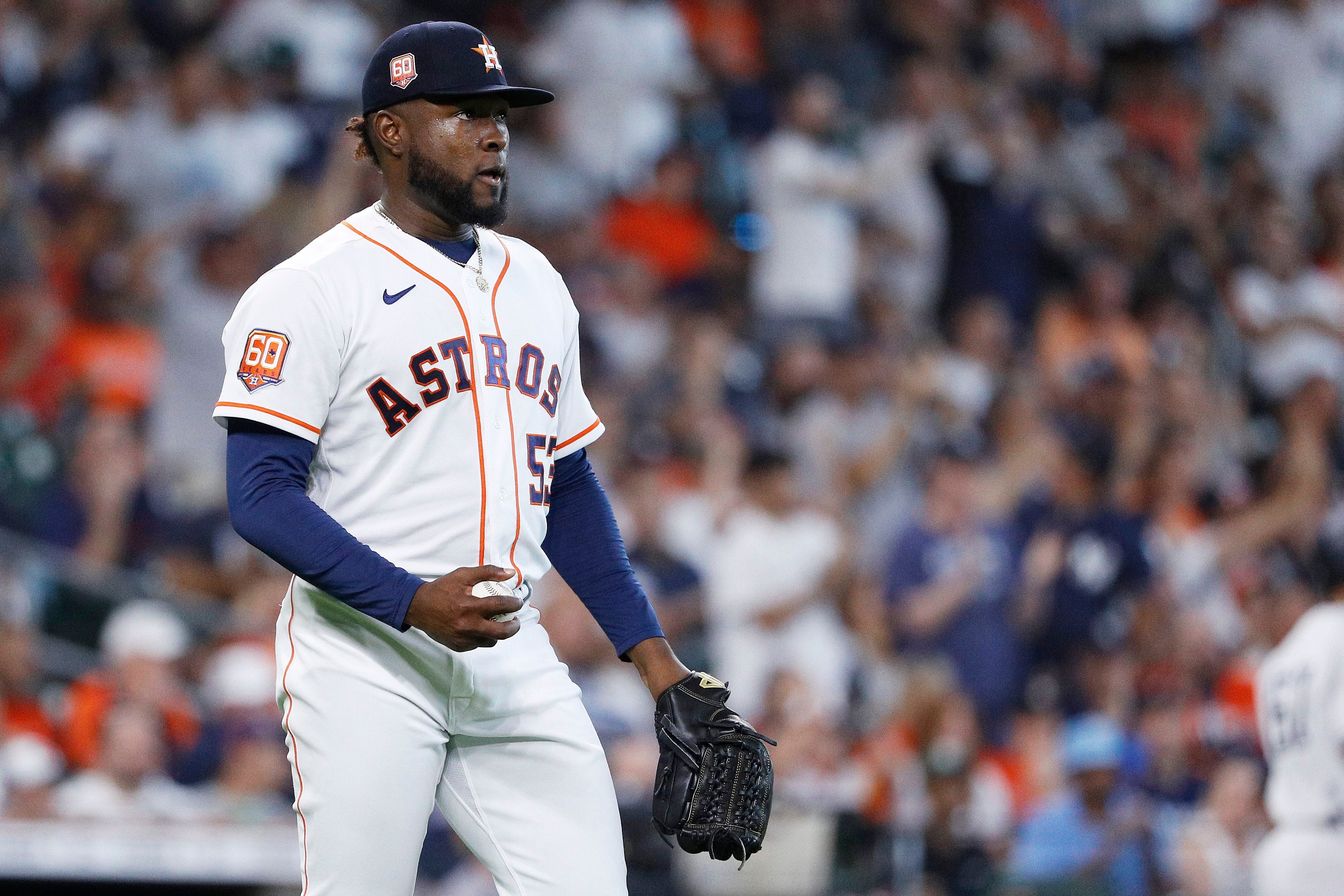 Alvarez homers as Astros down Yankees 7-5 for DH sweep