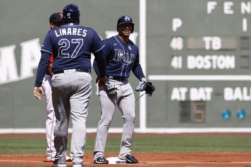 Rays' Cash apologizes after Kiermaier takes, keeps data card