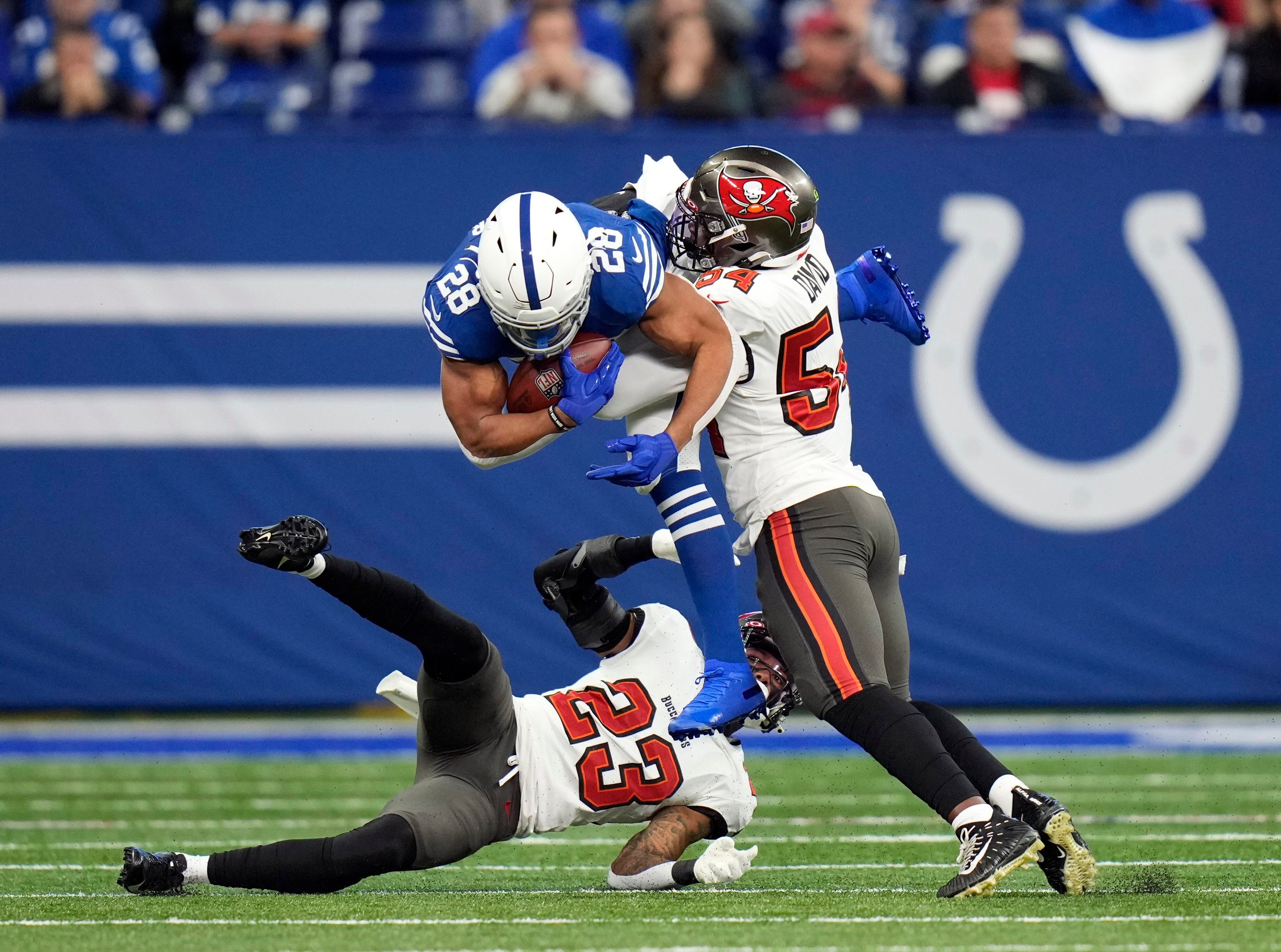 Nyheim Hines Returns 2 Punts for TD's, Breaks Colts Record - Pack