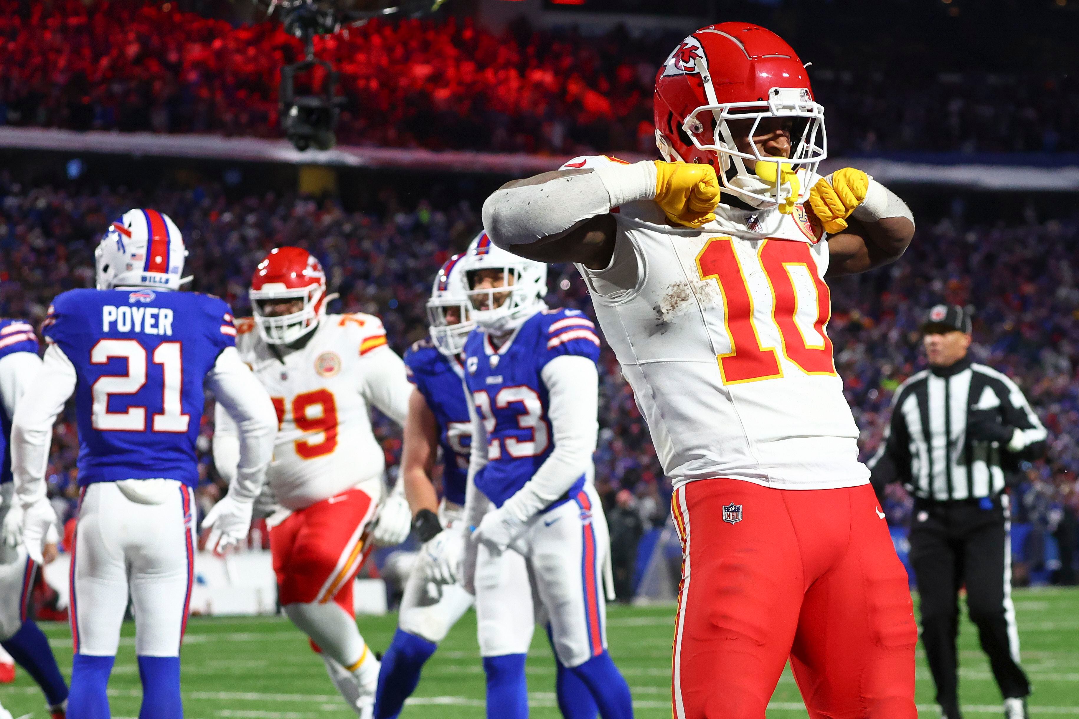 WAMC Sports Report 1/22/24: Kelce scores twice, Chiefs beat Bills 27-24 to  advance to AFC title game