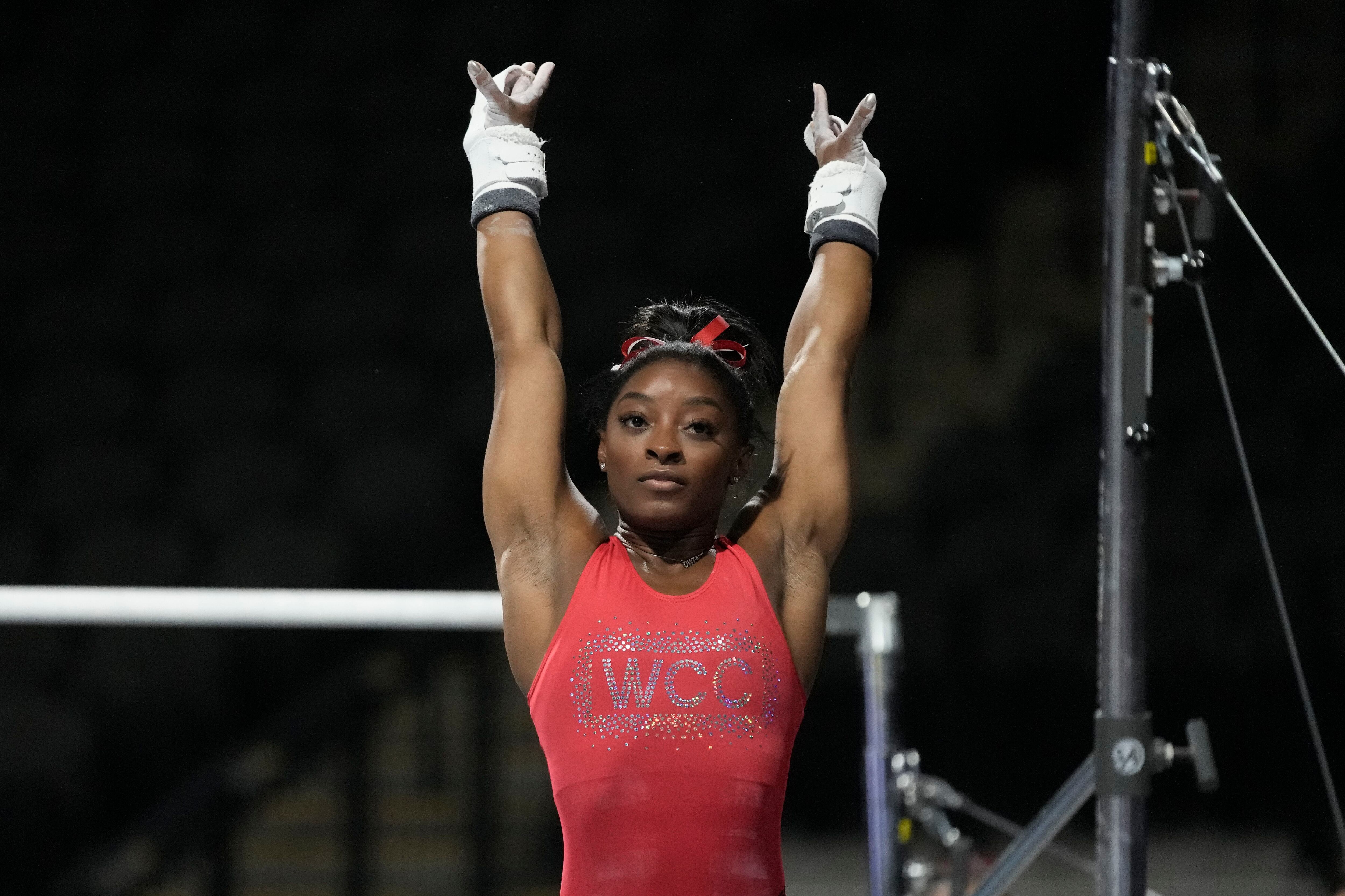 Green Bay welcomes Simone Biles, Jonathan Owens with long list of tips