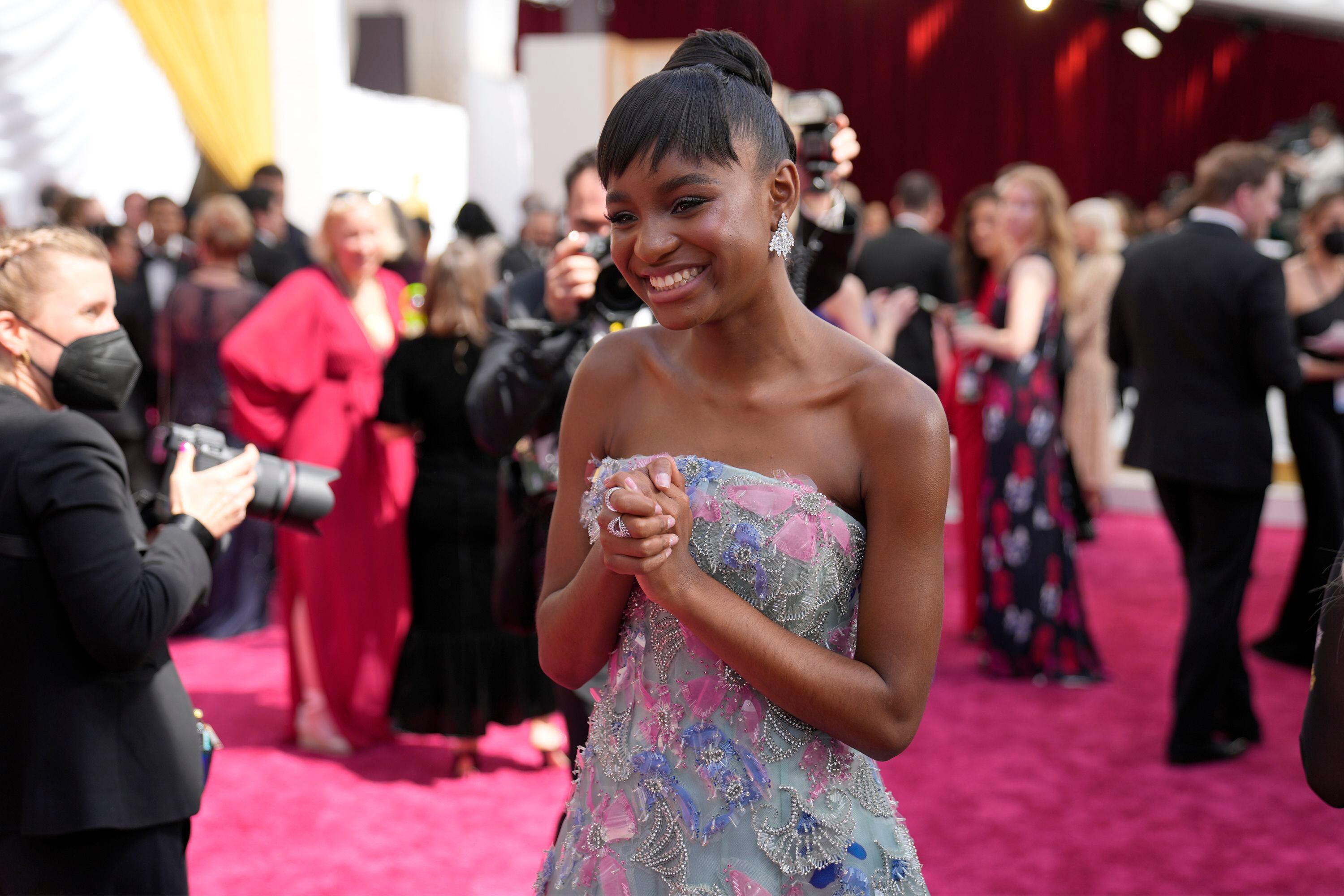 Celebrity guys show off Cartier watches on the red carpet