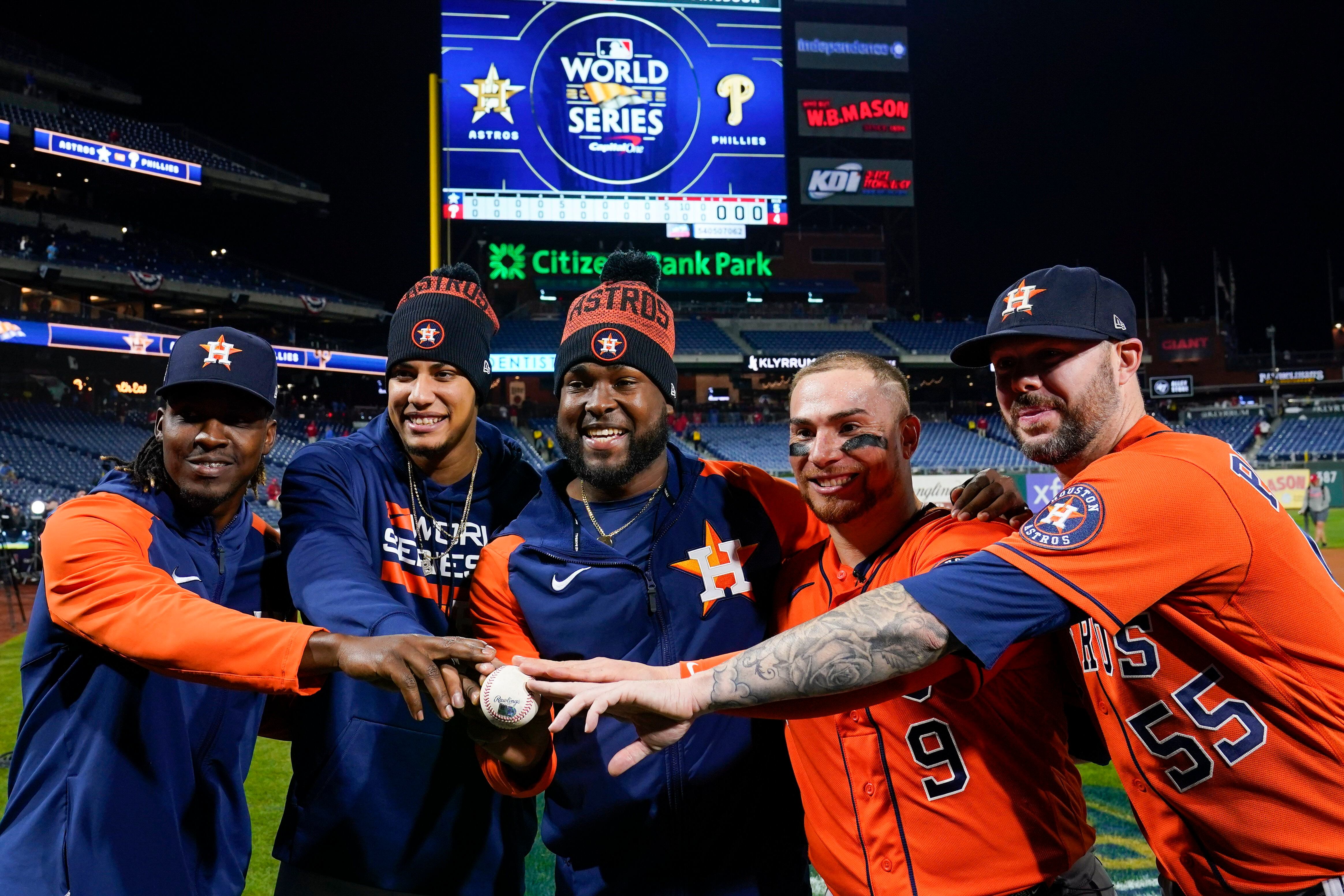 Christian Vazquez got traded to the Astros while playing the Astros at  Minute Maid Park and things got weird, This is the Loop