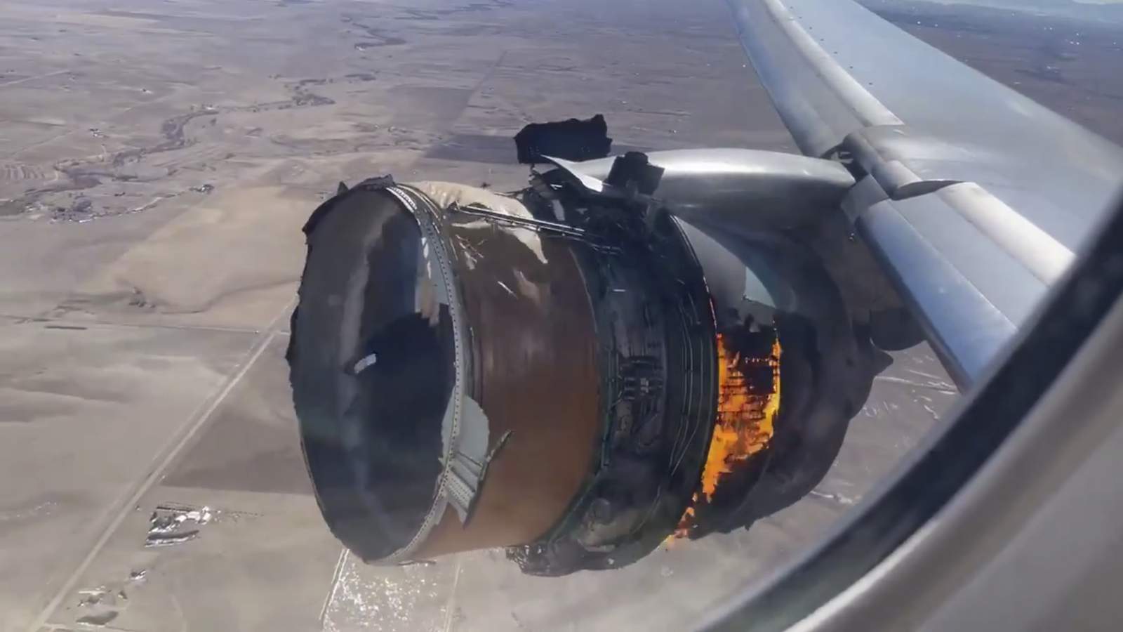 Boeing: 777s with engine that blew apart should be grounded