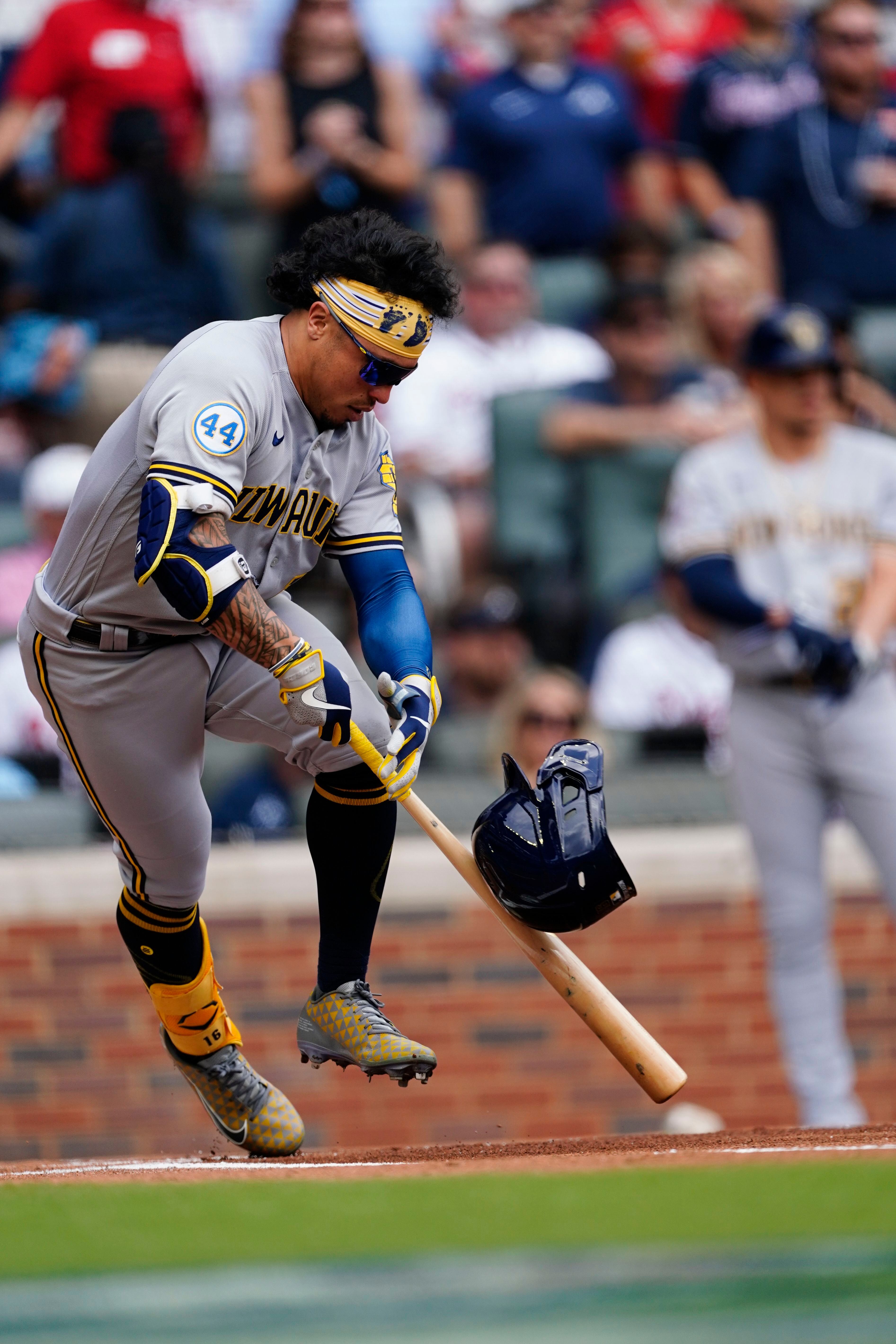 Punchless Crew: Brewers slumping at worst possible time