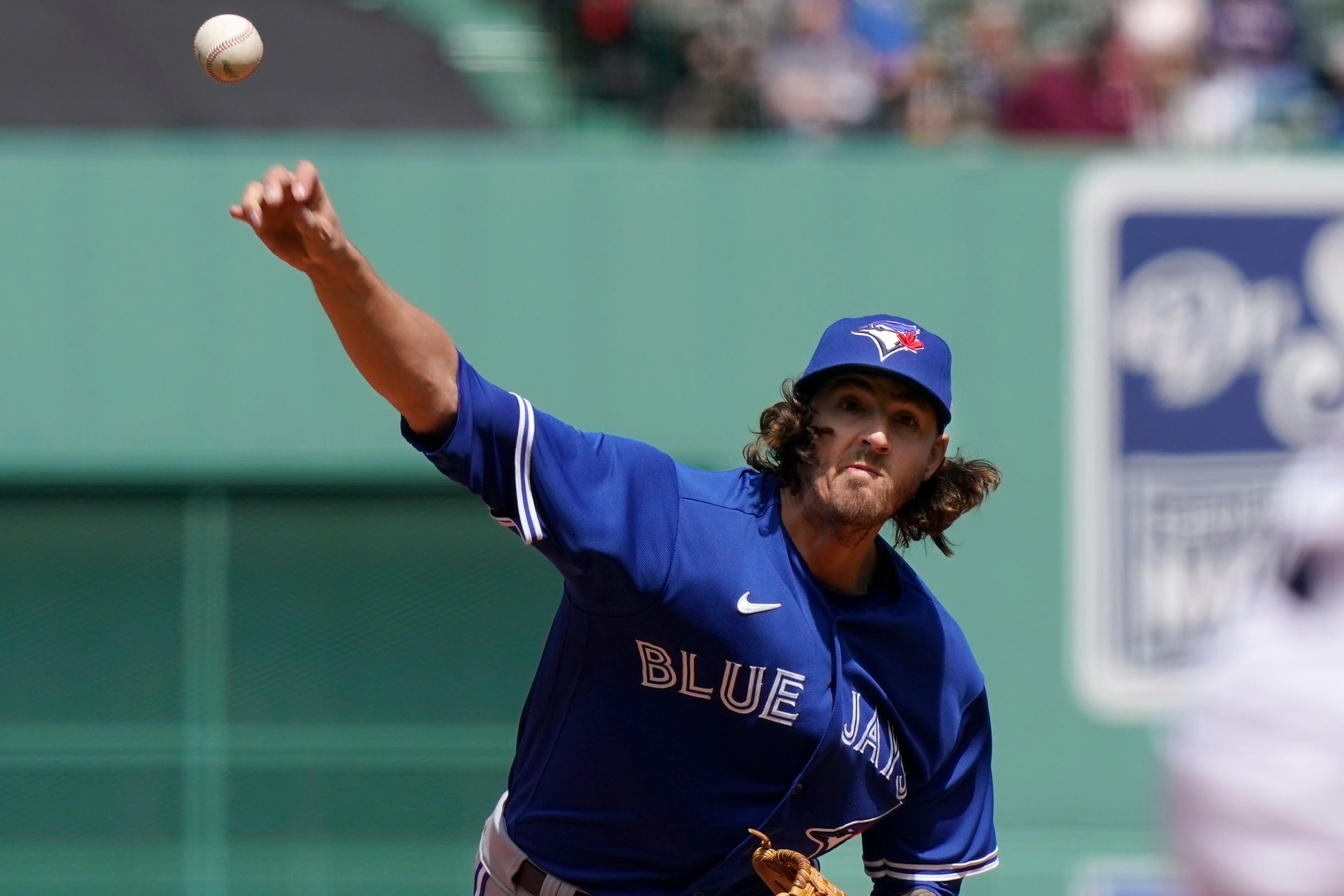 Gausman shuts down Red Sox, Blue Jays hold on for 3-2 win