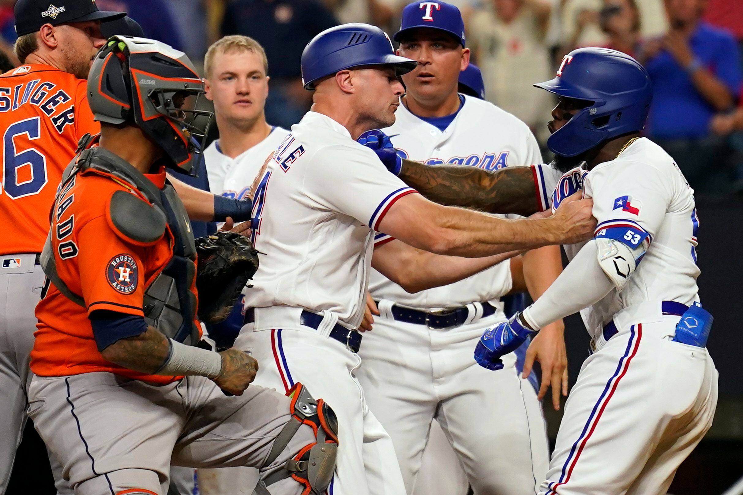 Dodgers: Benches Clear as Dodgers Beat Astros 5-2