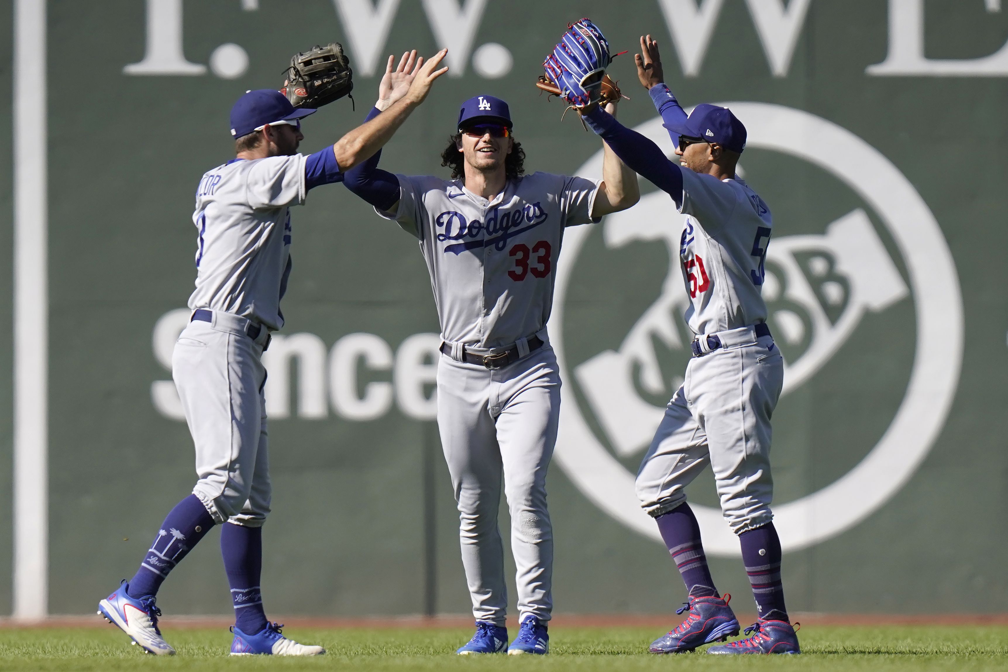 Mookie Betts spurs Dodgers to victory in his return to Boston