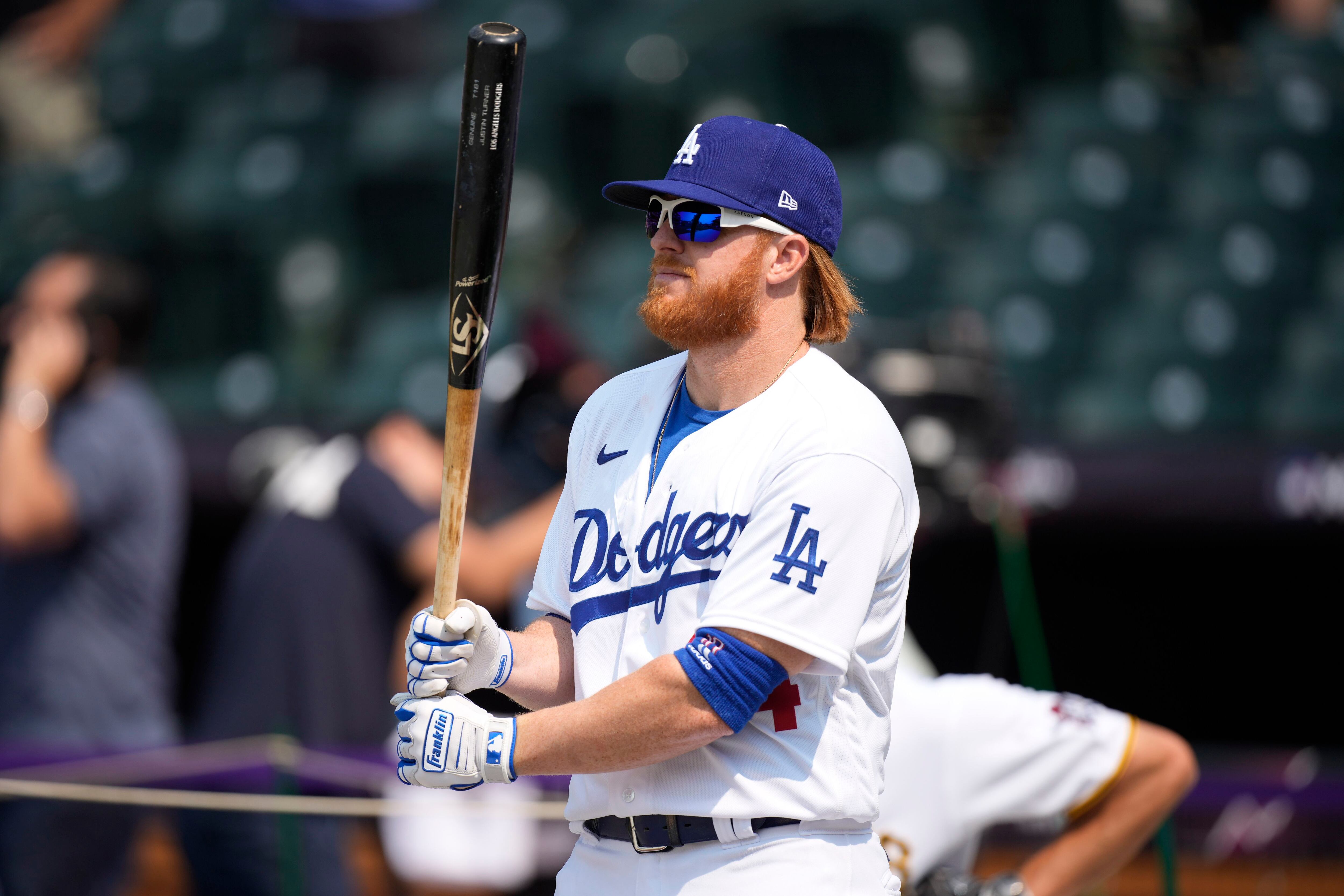 Trey Mancini returns to batting cage