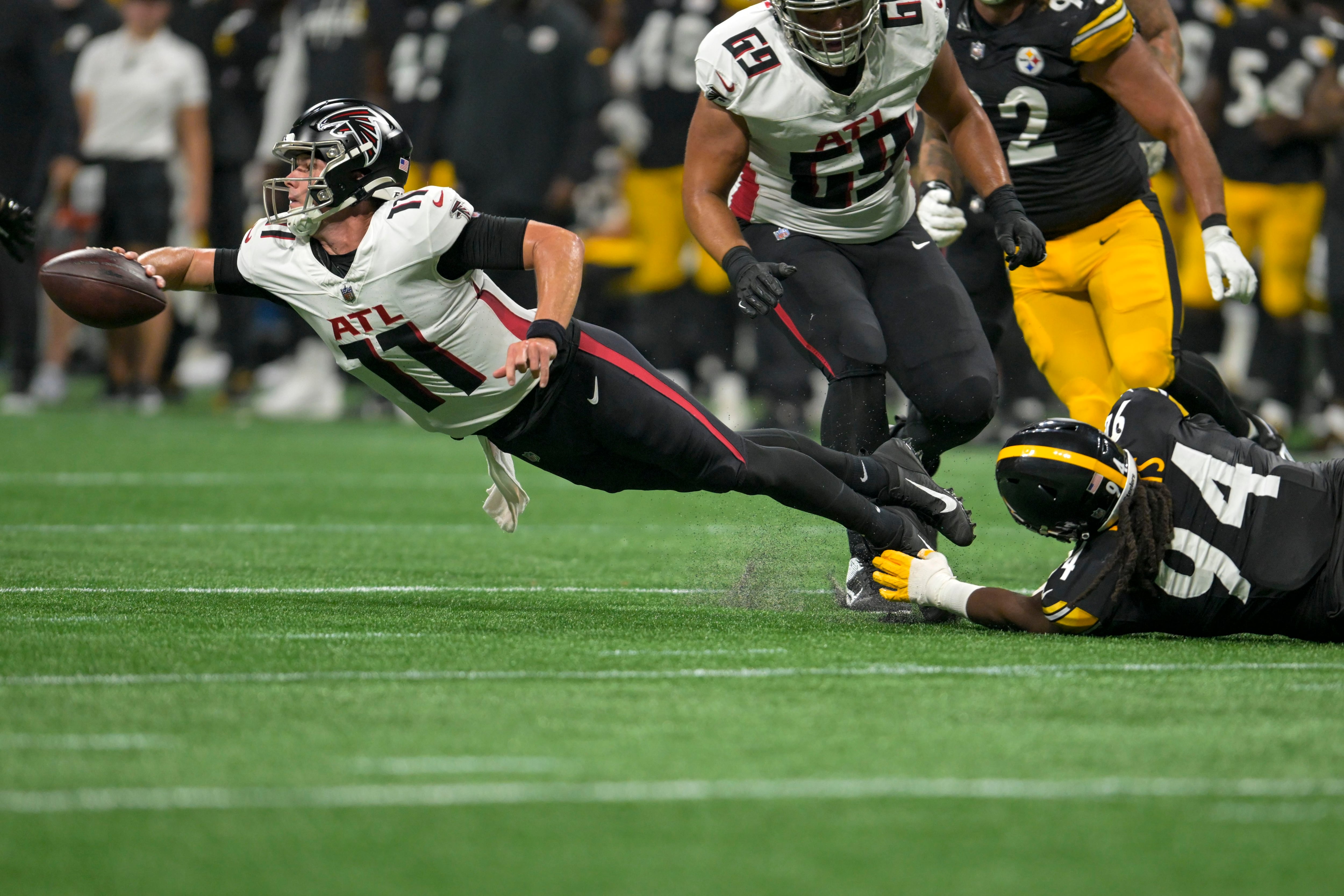 Kenny Pickett and the Steelers' starters cap an impressive preseason in a  win over the Falcons –