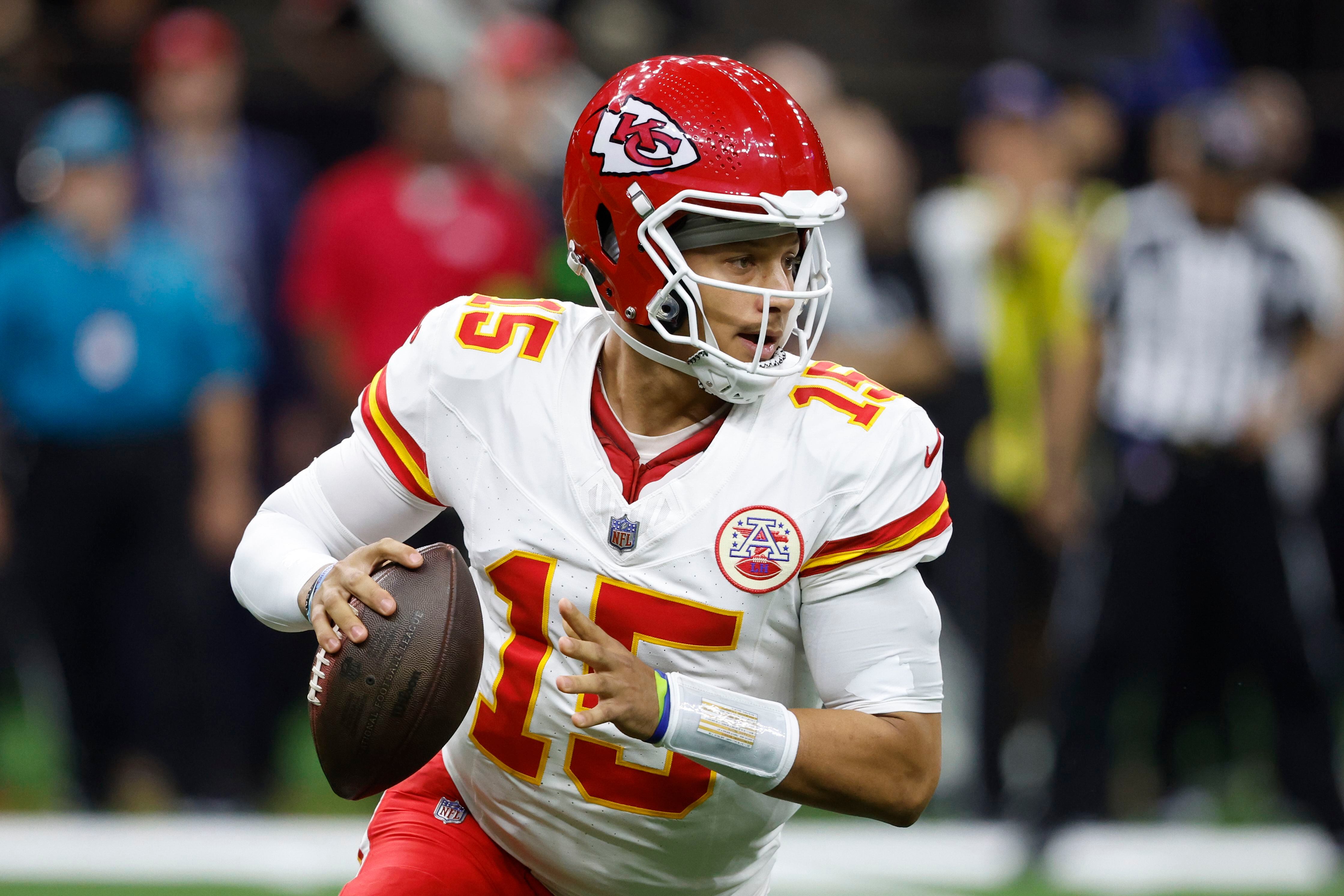 Chiefs' Patrick Mahomes discusses first Super Bowl with two Black QBs