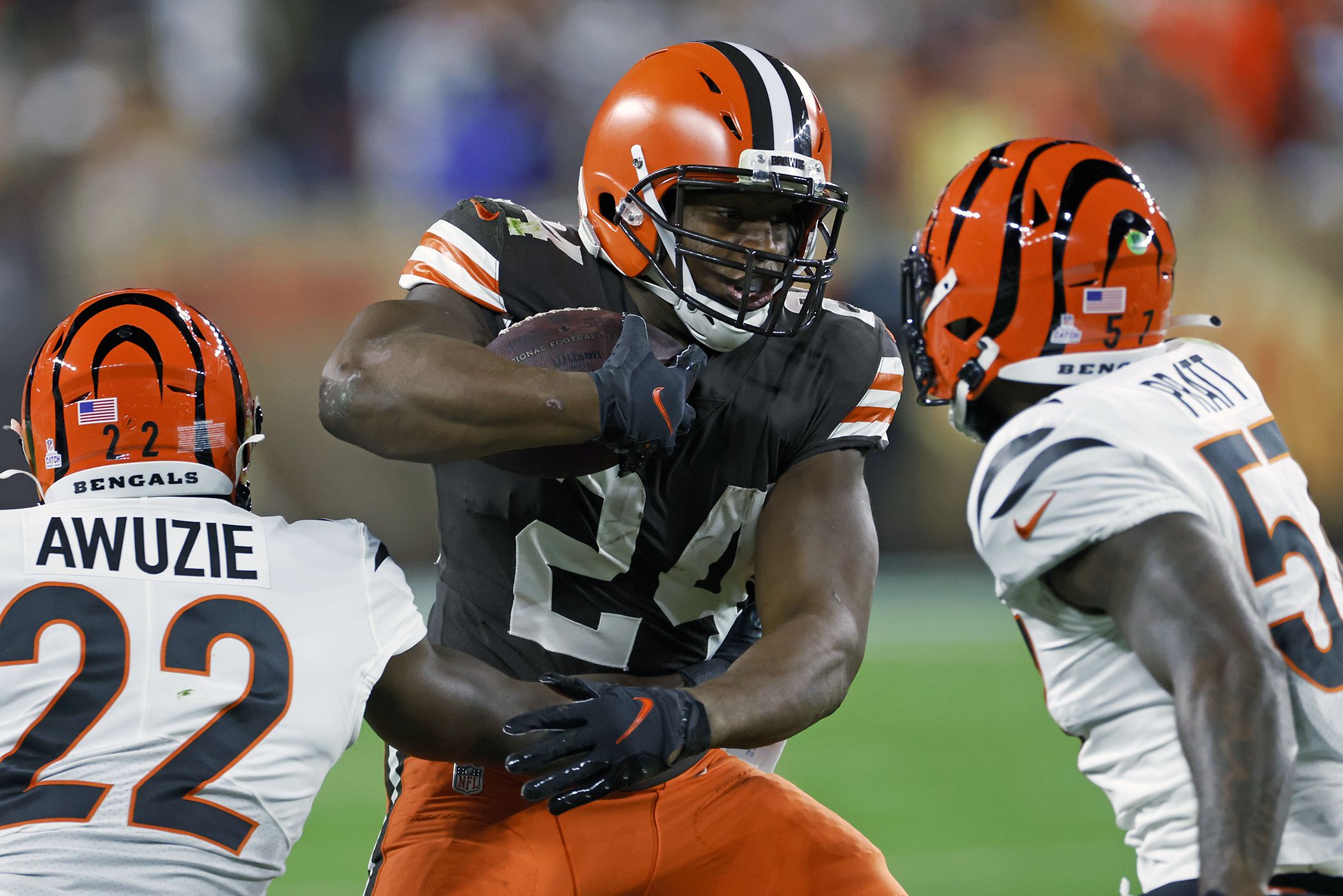 NFL salary cap expert says Bengals should extend Tee Higgins and trade  Ja'Marr Chase