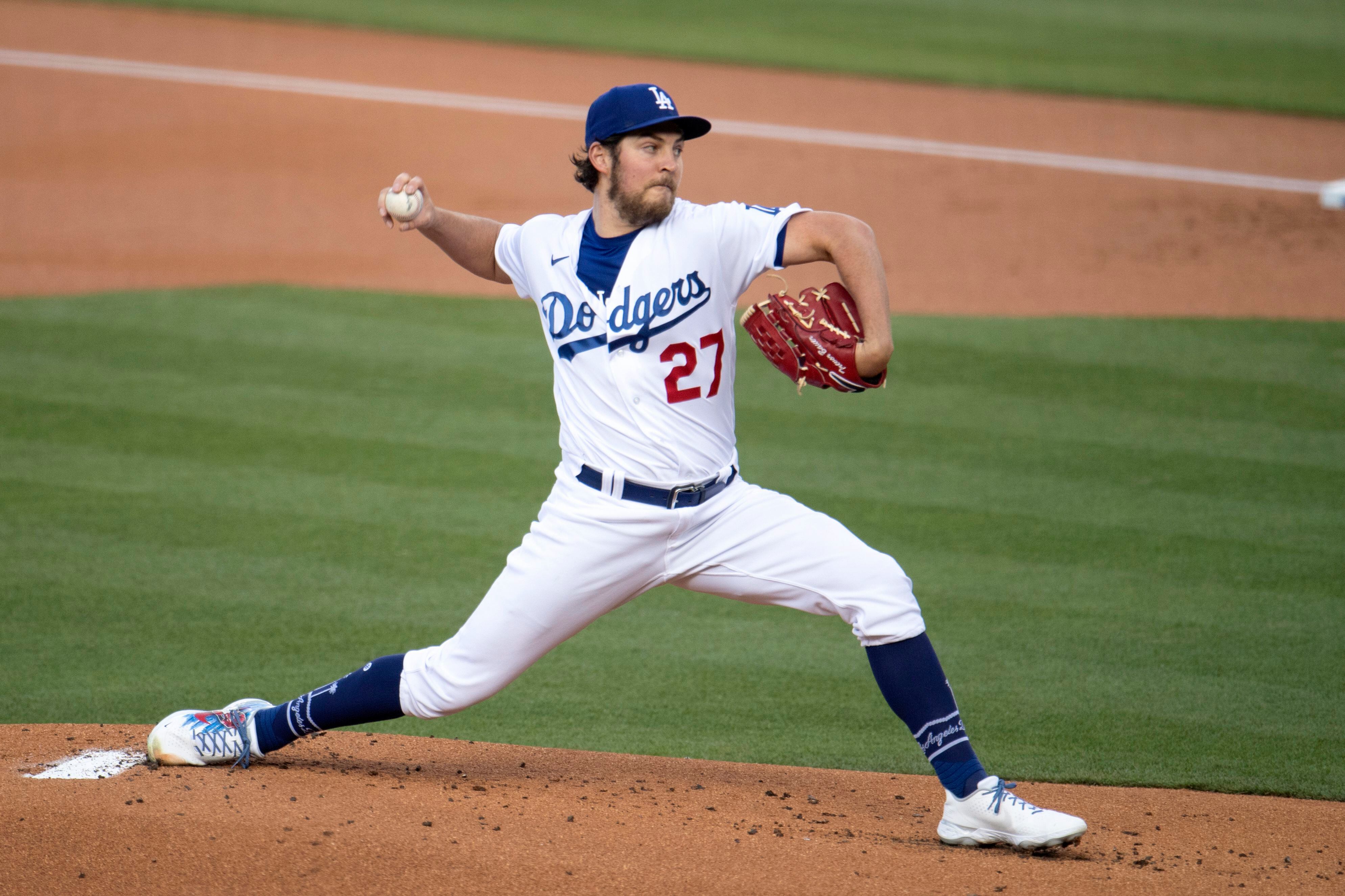 Fernando Tatis Jr. Mocks Trevor Bauer With Photo of Small Child After Being  Accused of Sign Stealing