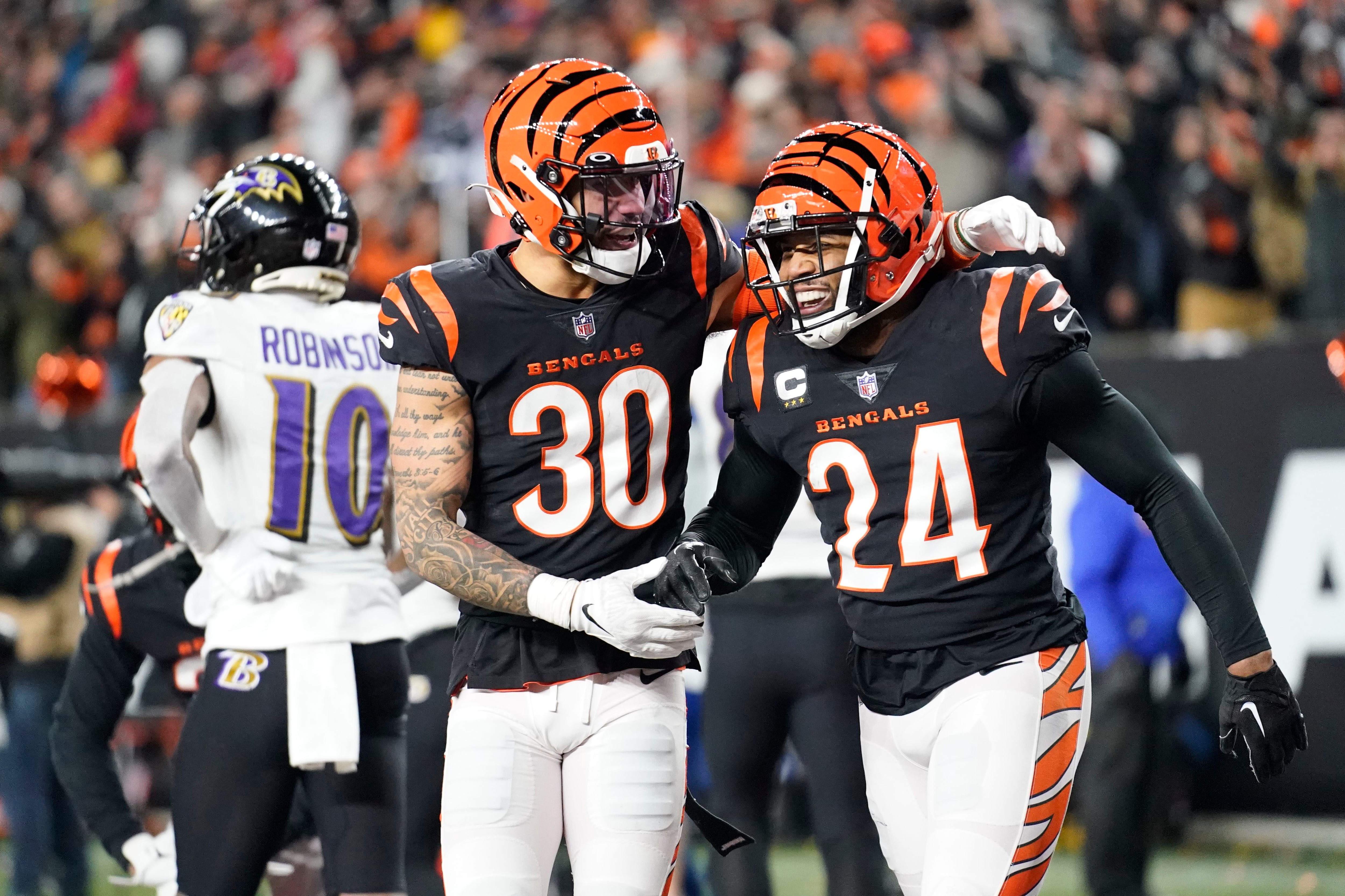 Bengals, Joe Burrow lose Alex Cappa for Wild Card vs. Ravens