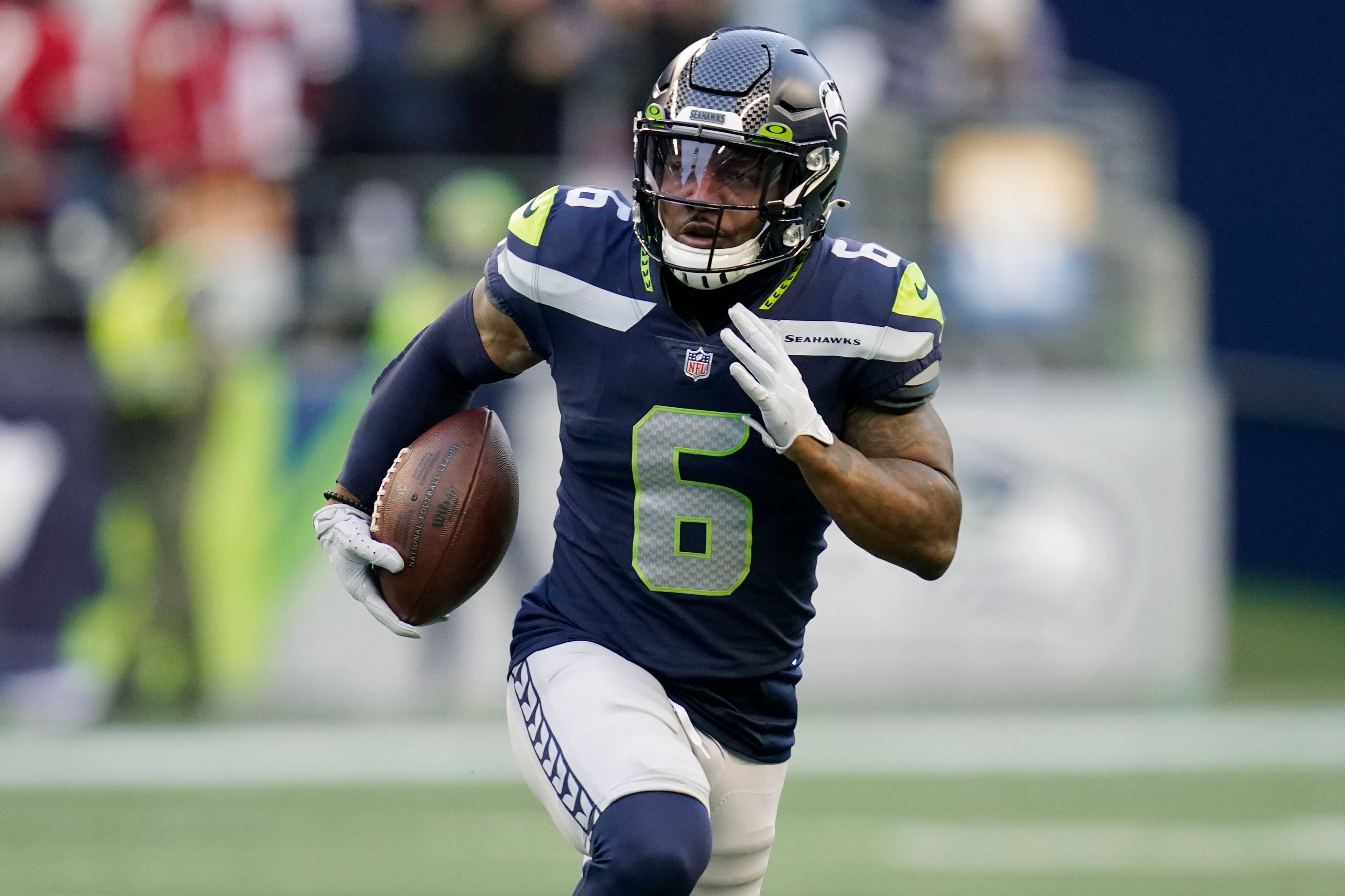 Seahawks hold on late for wild 30-23 win over 49ers – KXAN Austin