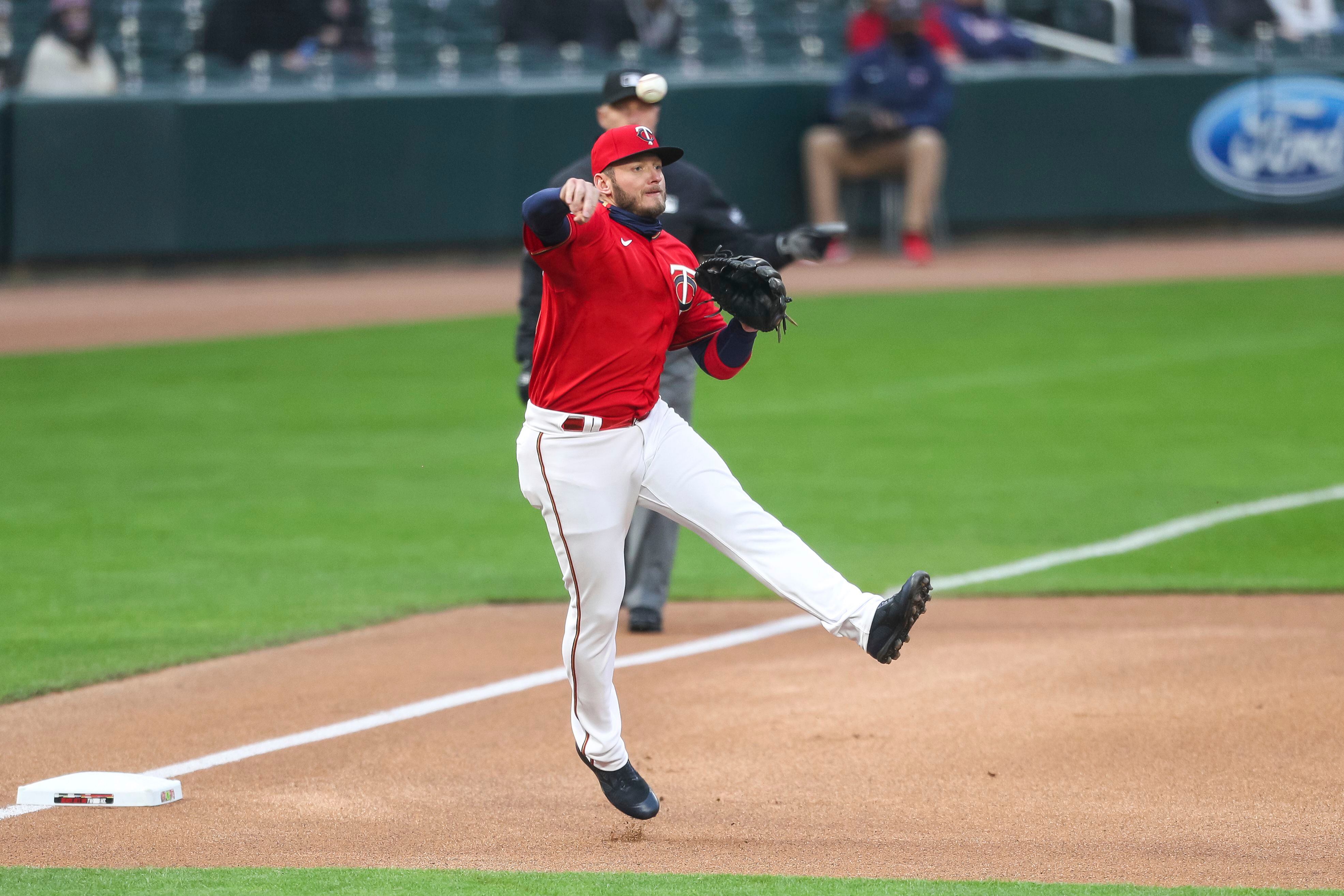 Willians Astudillo's heroic run from first to home left him