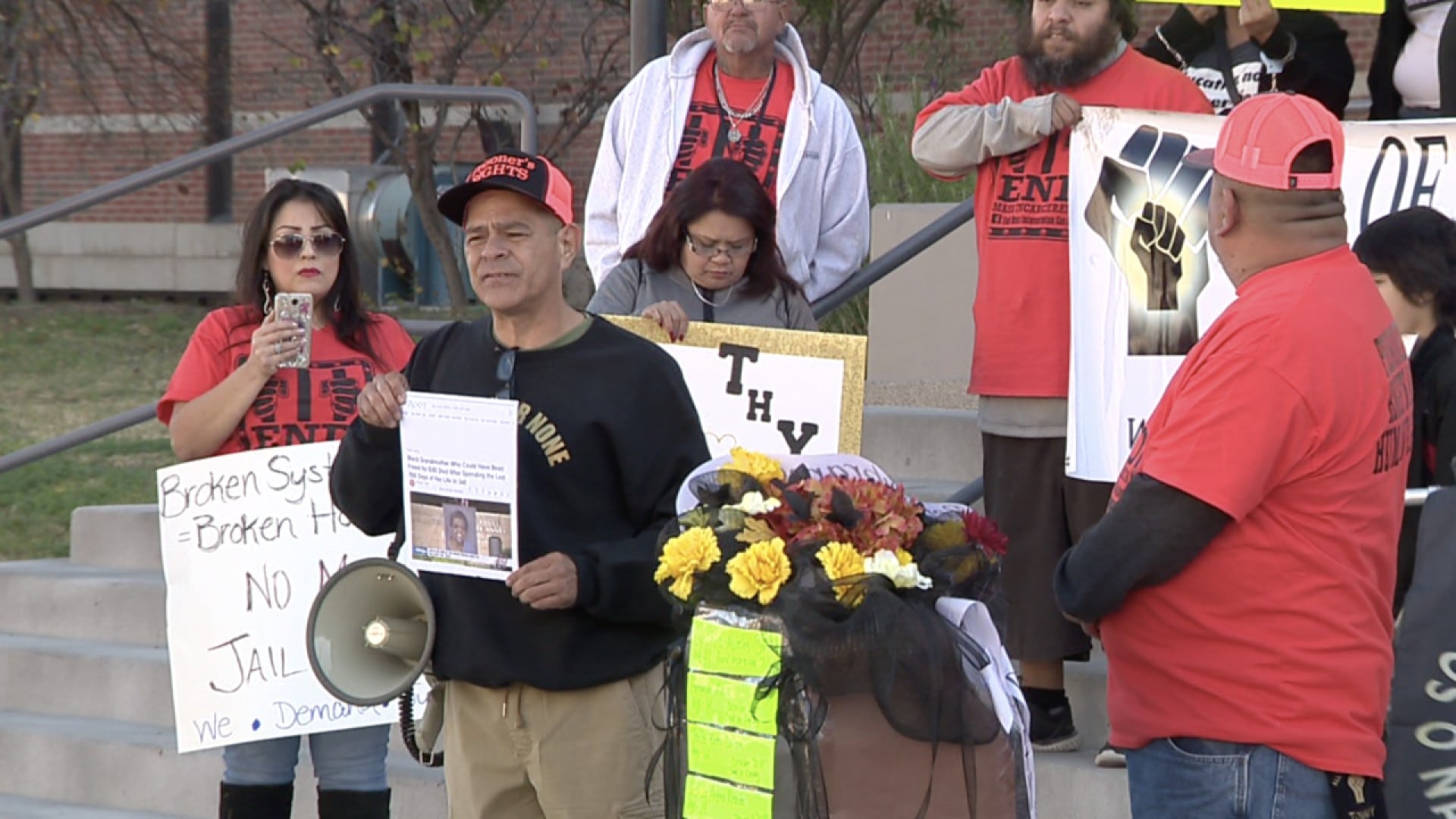 Families of inmates ask for internal investigation of Bexar County Detention Center