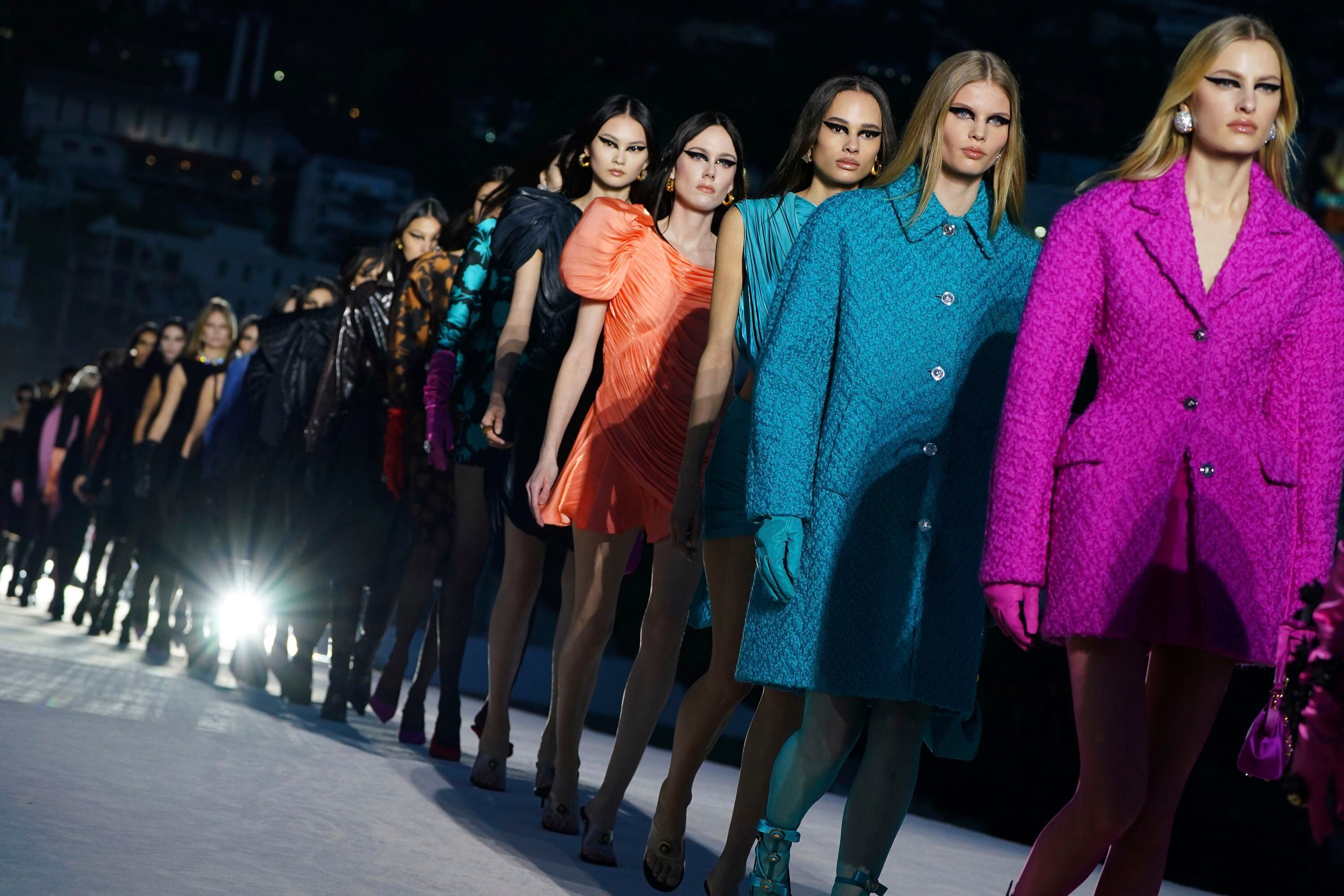 Versace reaches for the stars with glittery Hollywood show