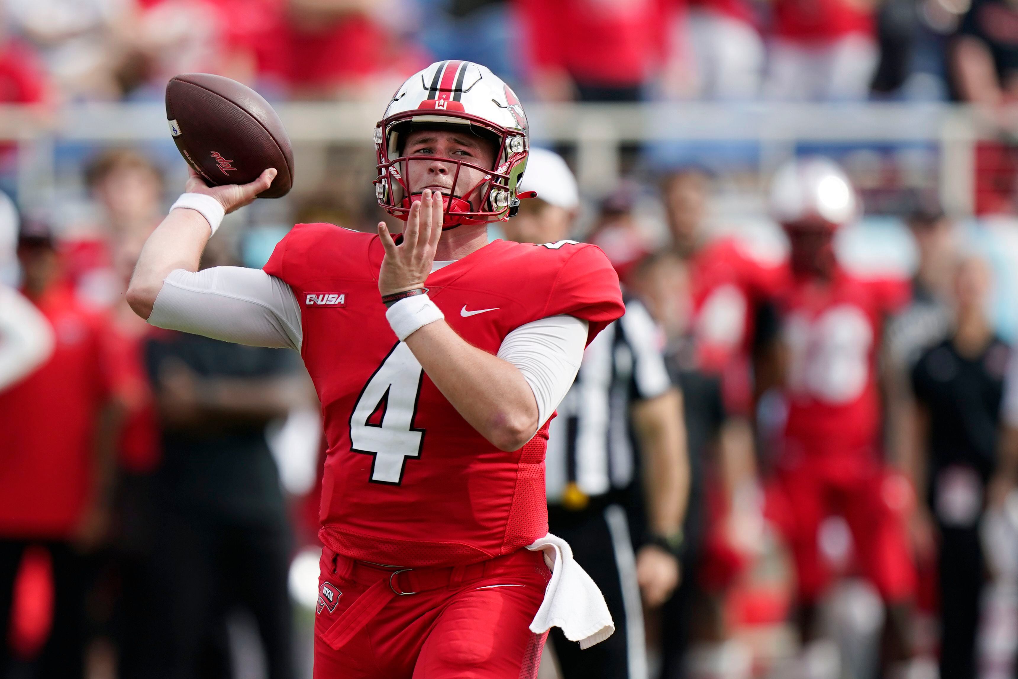 Transfer Quarterback Bailey Zappe Voted 2020 Southland Fall Player of the  Year - Western Kentucky University Athletics